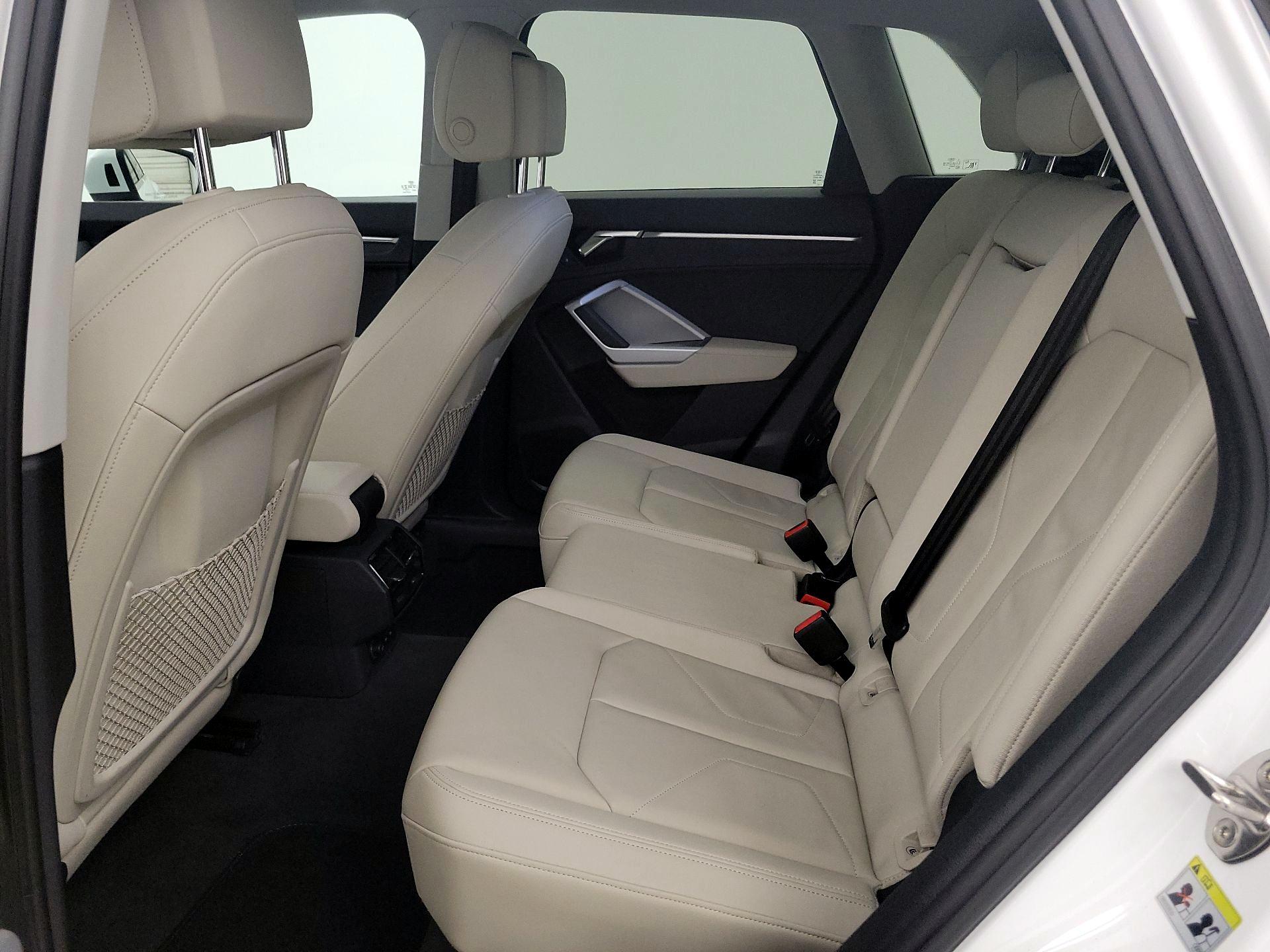 Thumbnail: 2022 Audi Q3 - 20