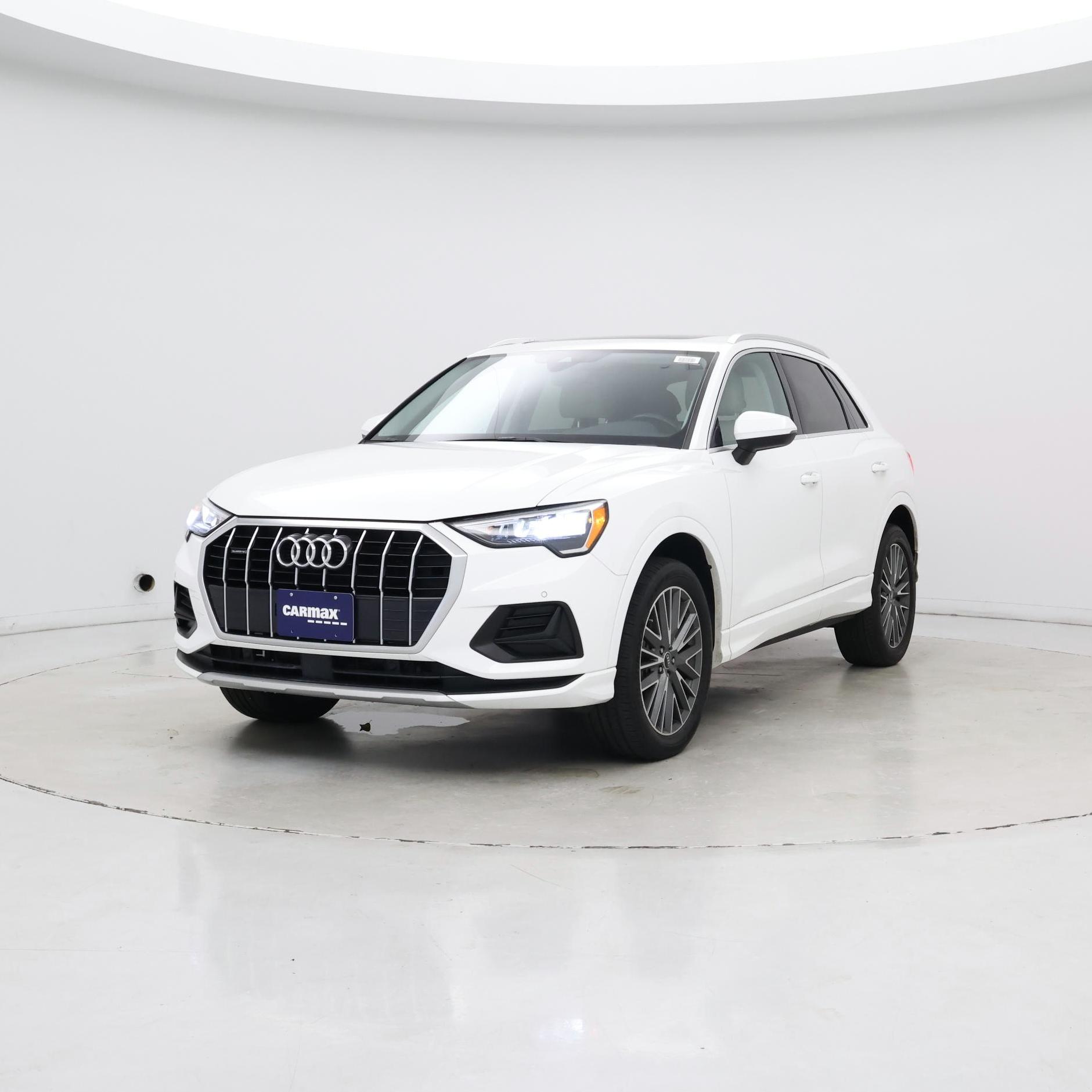 Thumbnail: 2022 Audi Q3 - 4