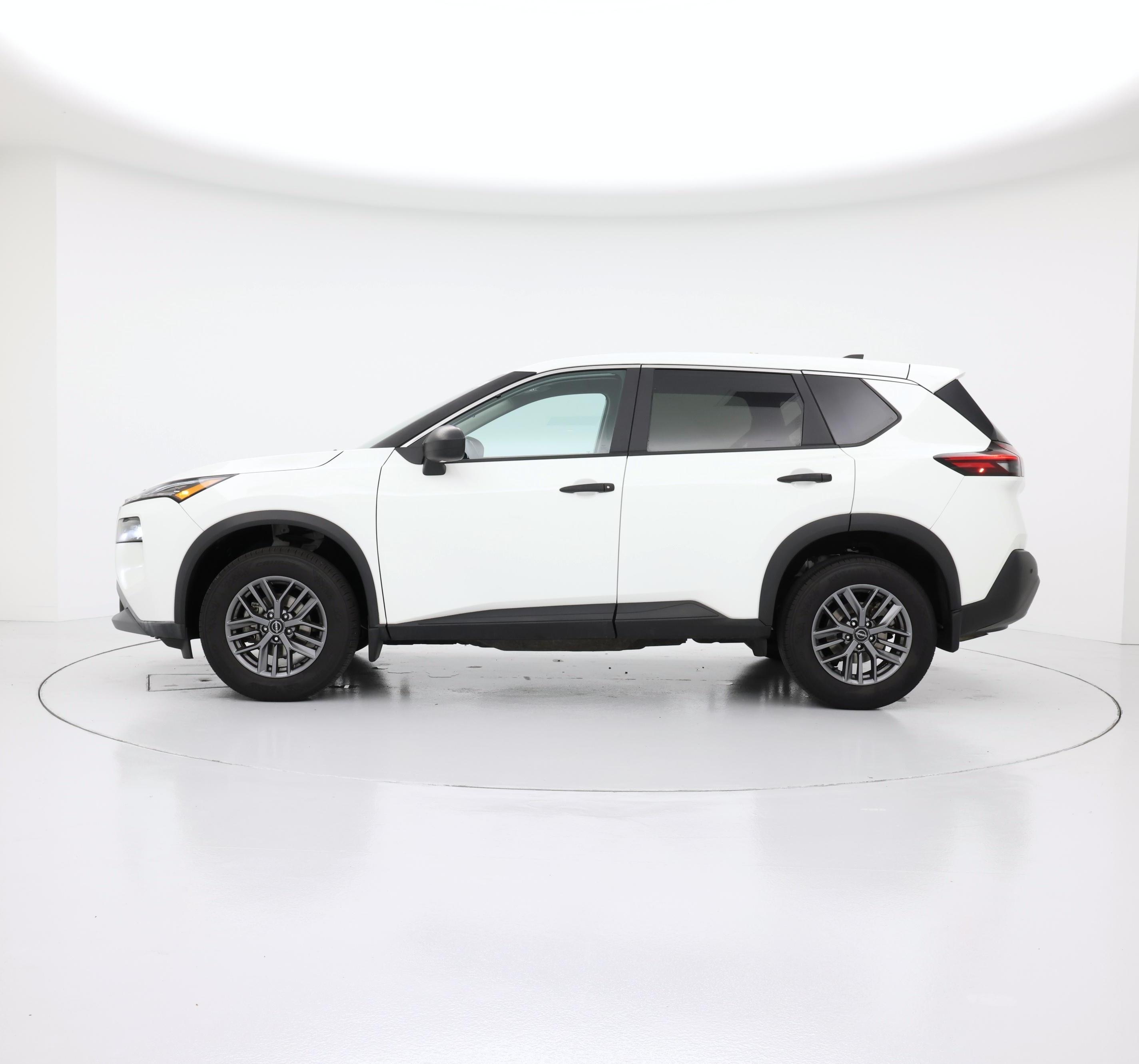 Thumbnail: 2023 Nissan Rogue - 3