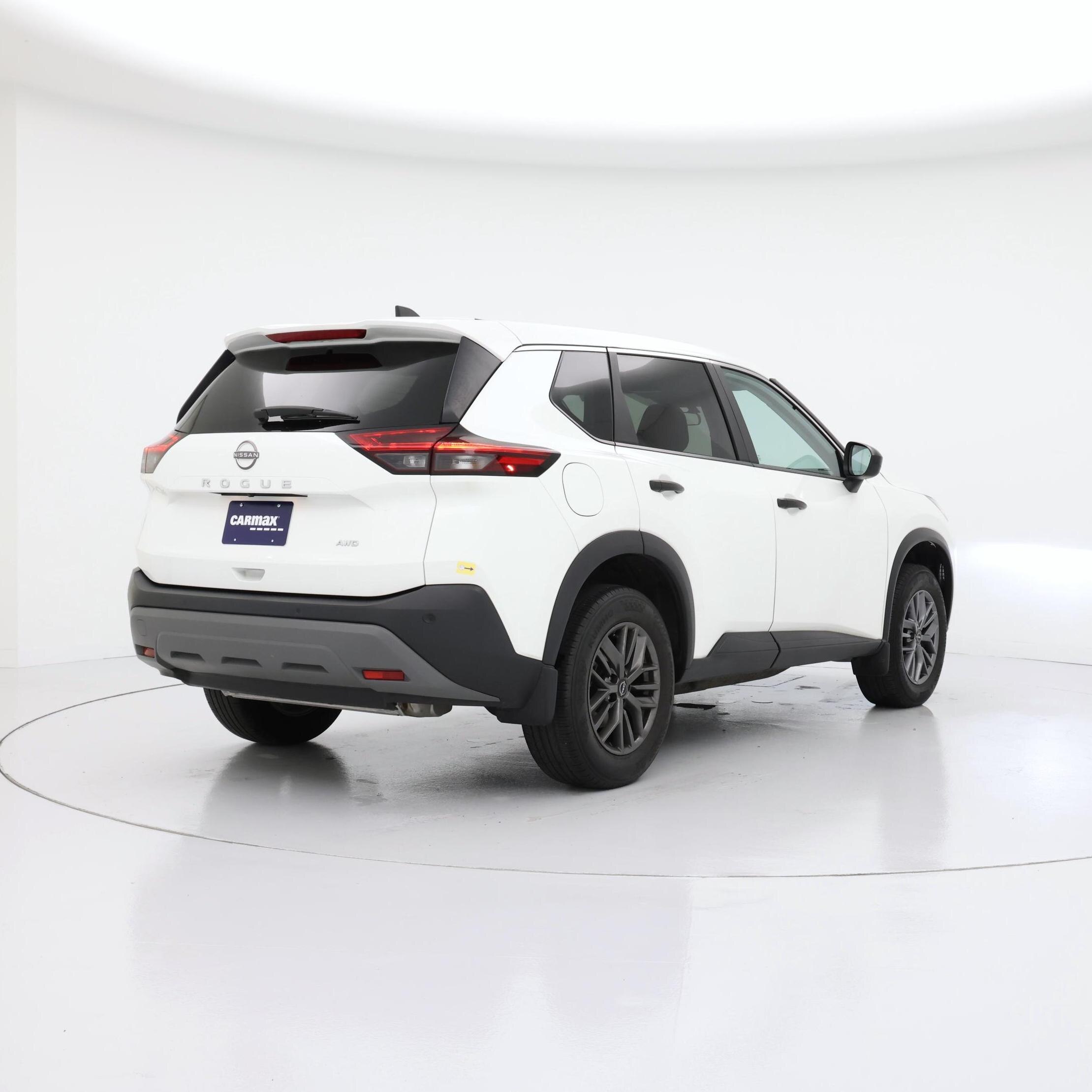 Thumbnail: 2023 Nissan Rogue - 8