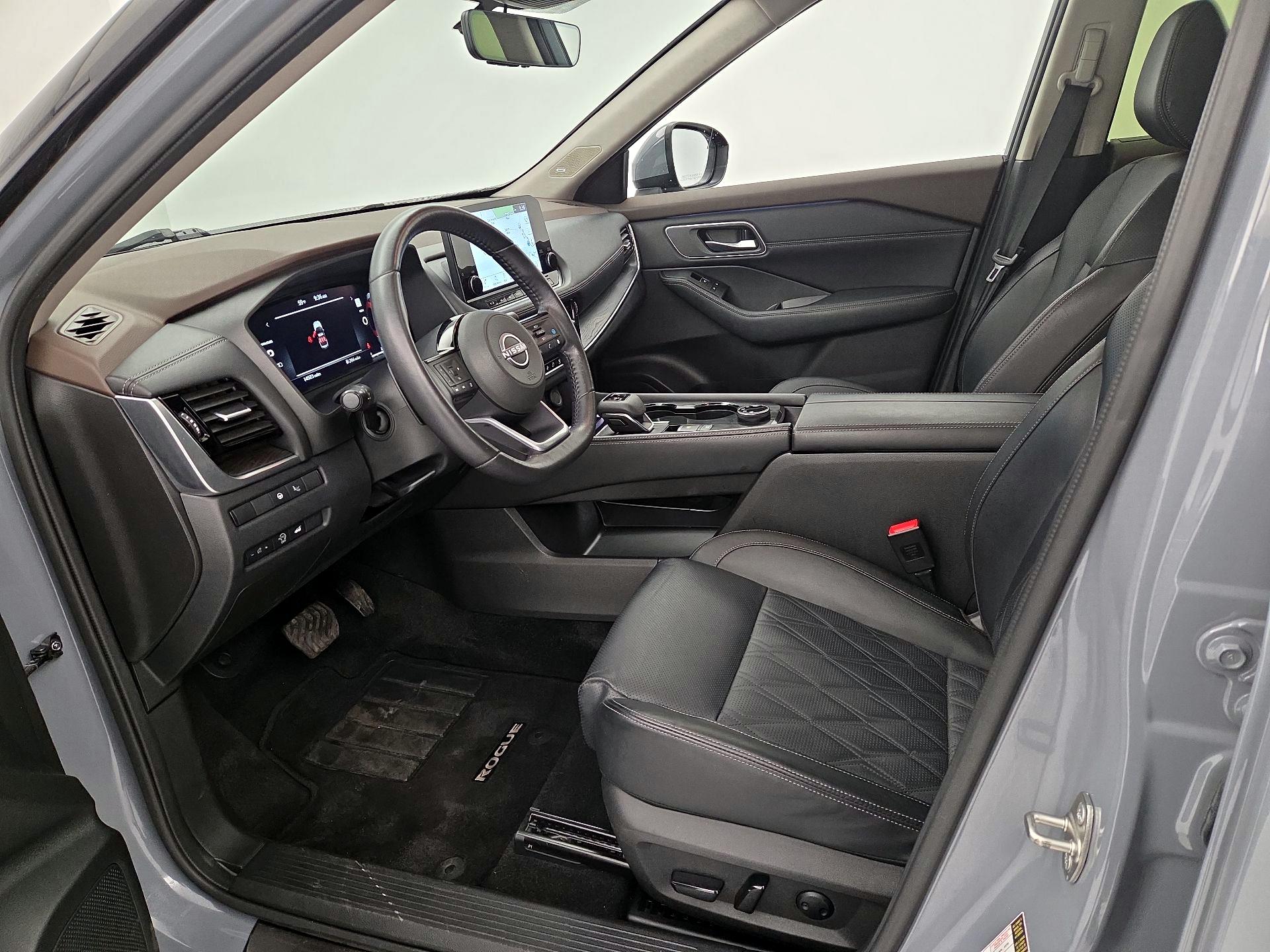 Thumbnail: 2023 Nissan Rogue - 11