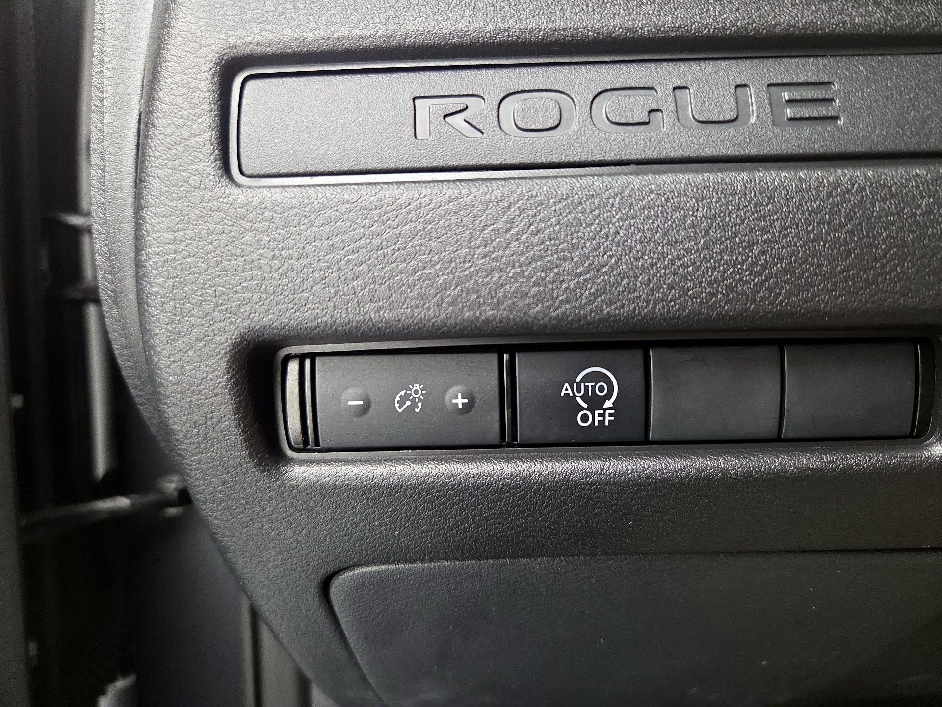 Thumbnail: 2023 Nissan Rogue - 13