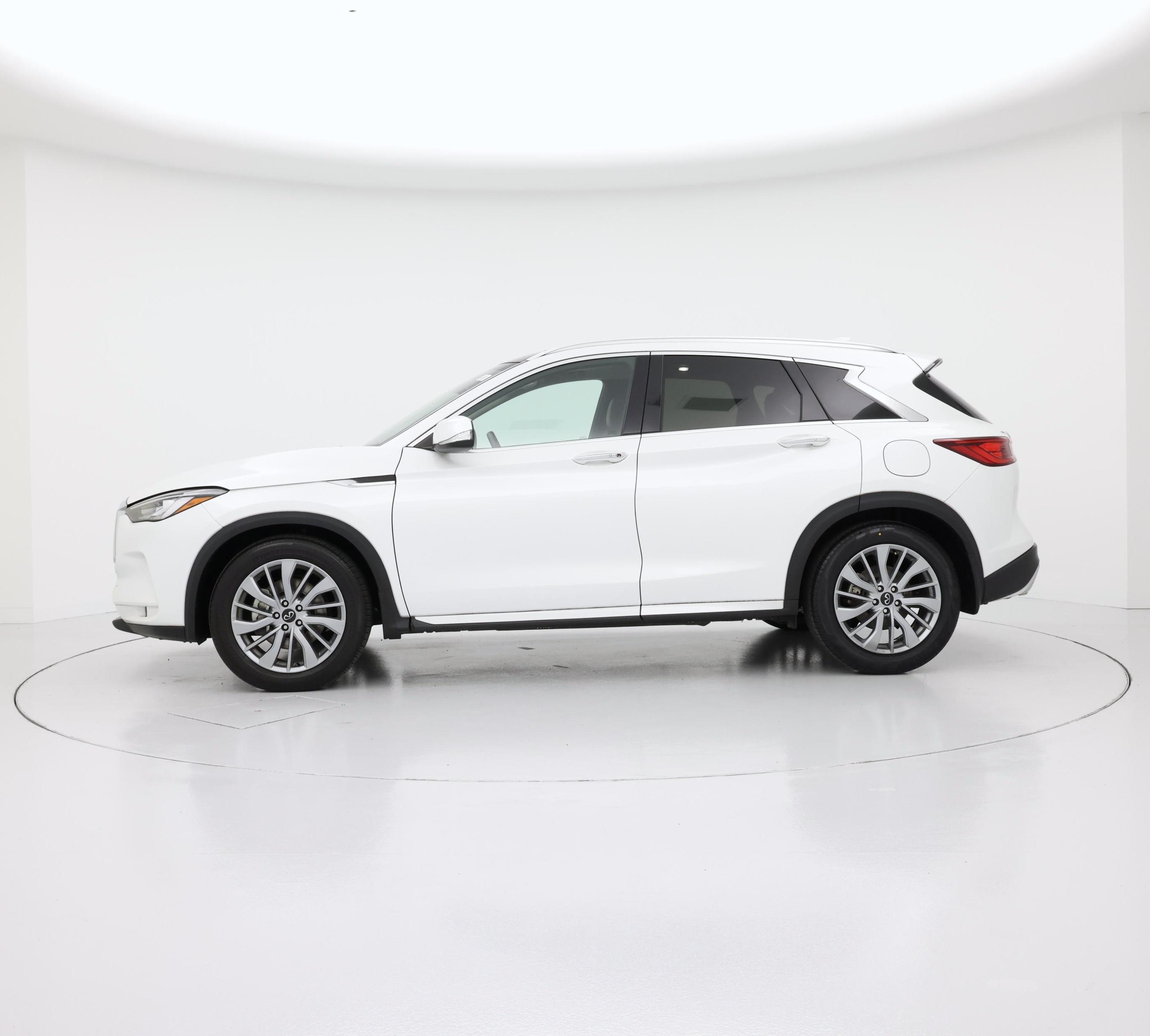 Thumbnail: 2023 INFINITI QX50 - 3