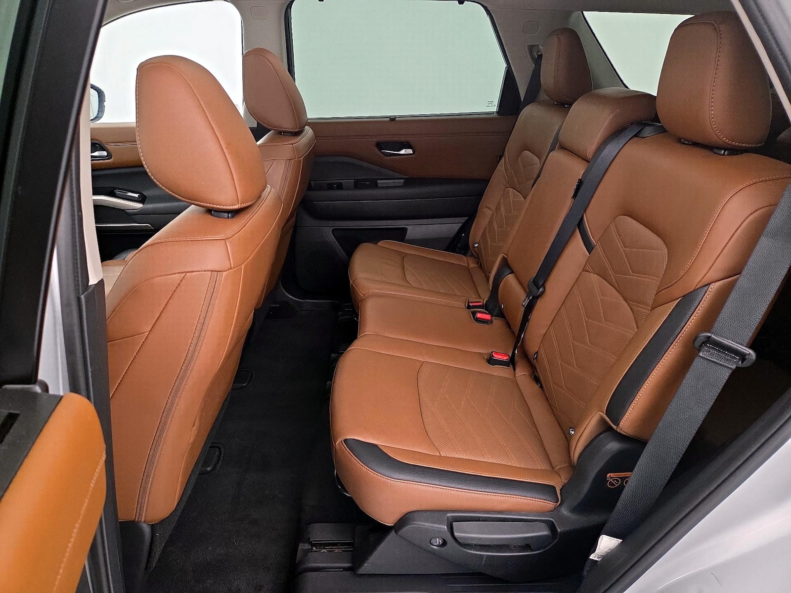 2023 Nissan Pathfinder Platinum - Photo 22
