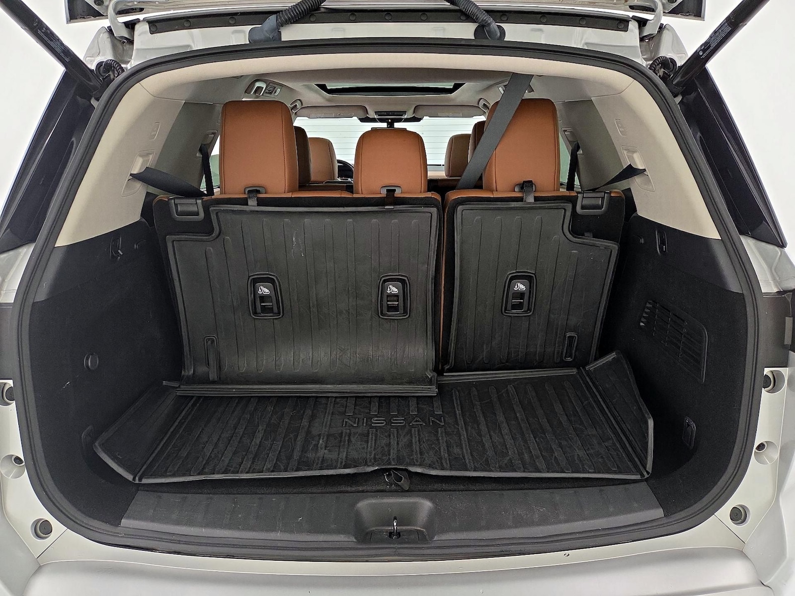 2023 Nissan Pathfinder Platinum - Photo 24