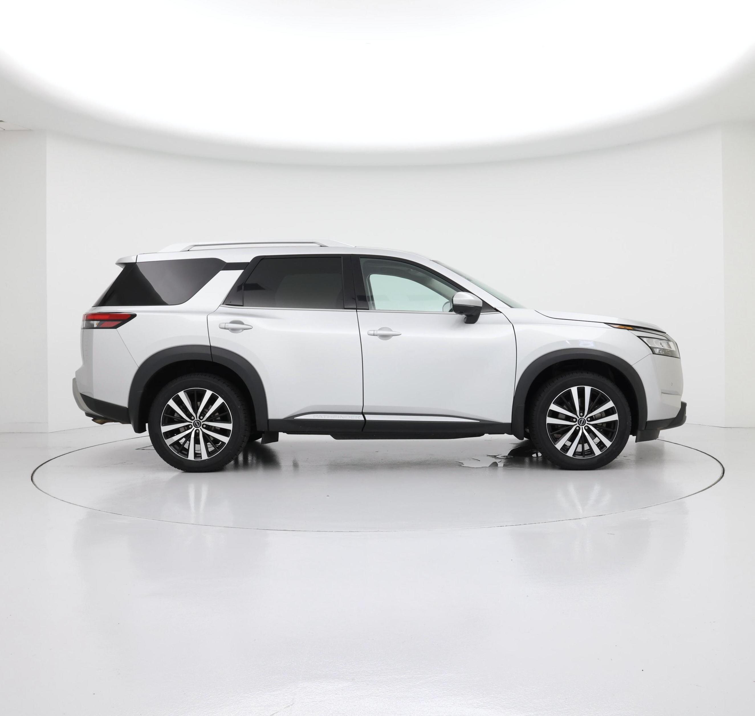 Thumbnail: 2023 Nissan Pathfinder - 7