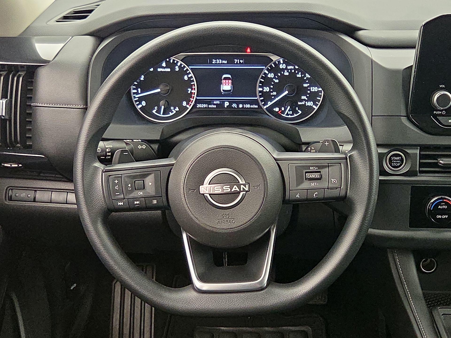 Thumbnail: 2023 Nissan Pathfinder - 10