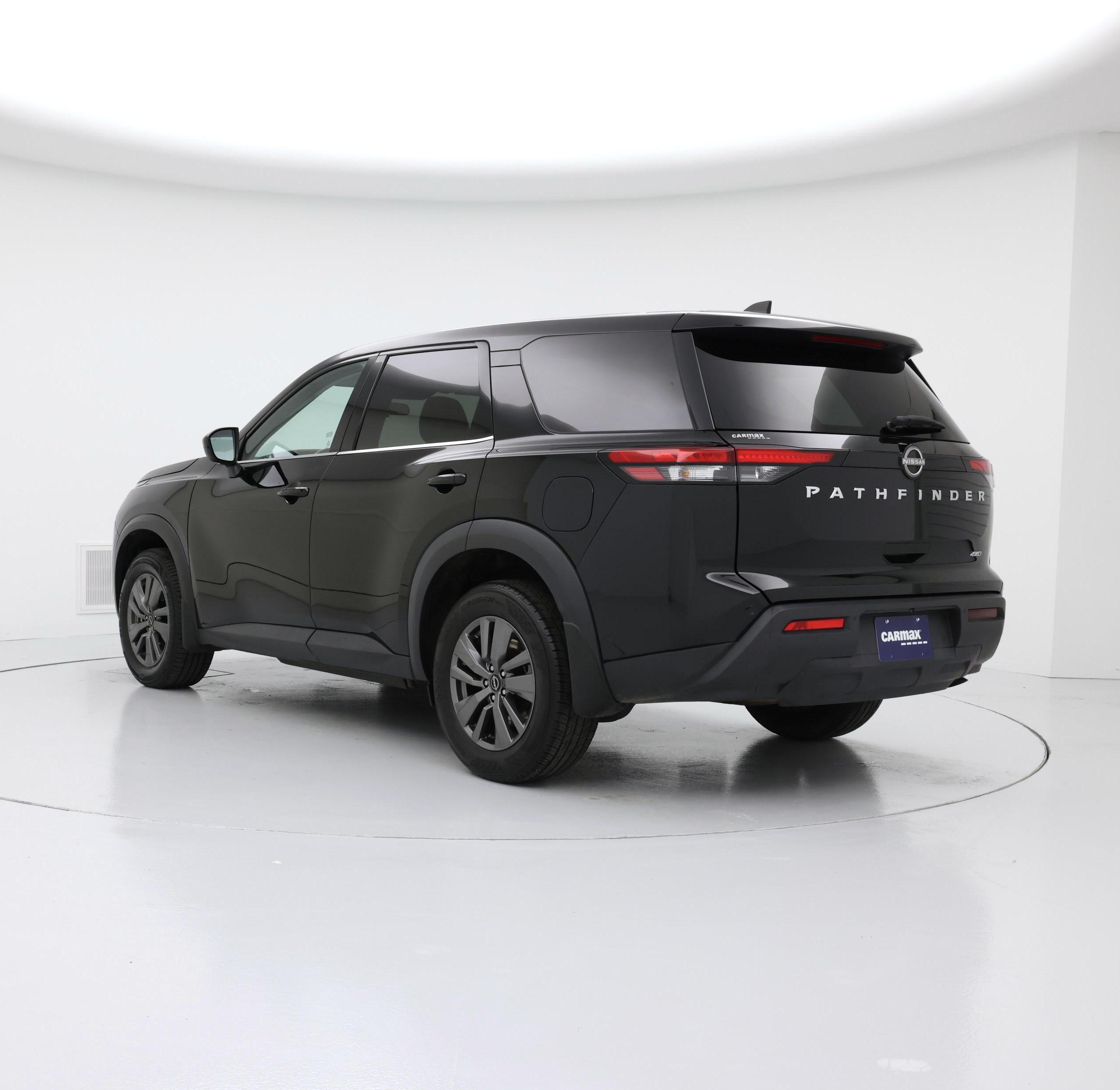 Thumbnail: 2023 Nissan Pathfinder - 2