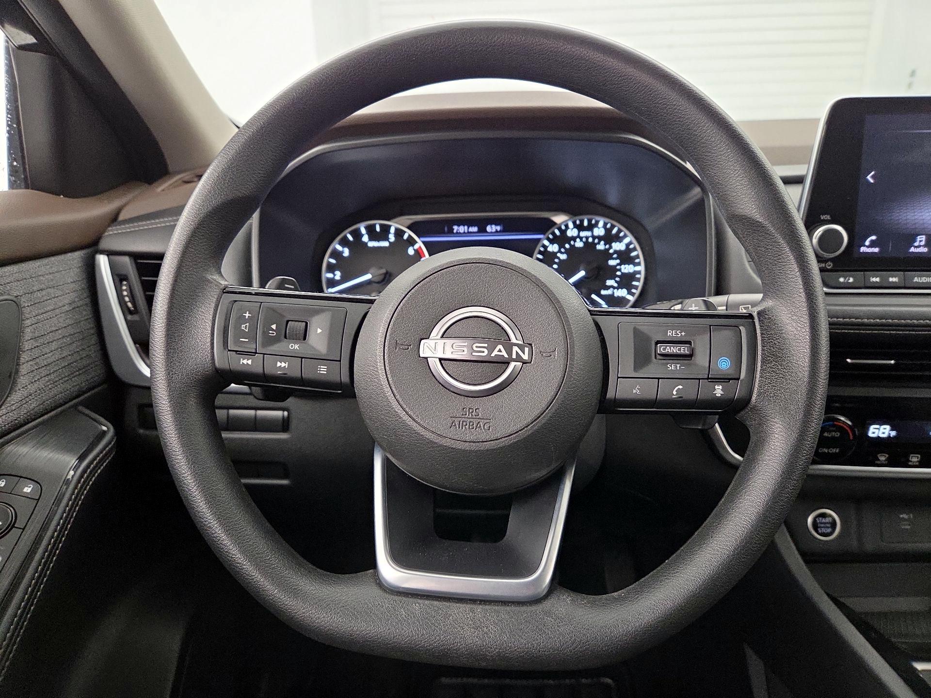 Thumbnail: 2023 Nissan Rogue - 10