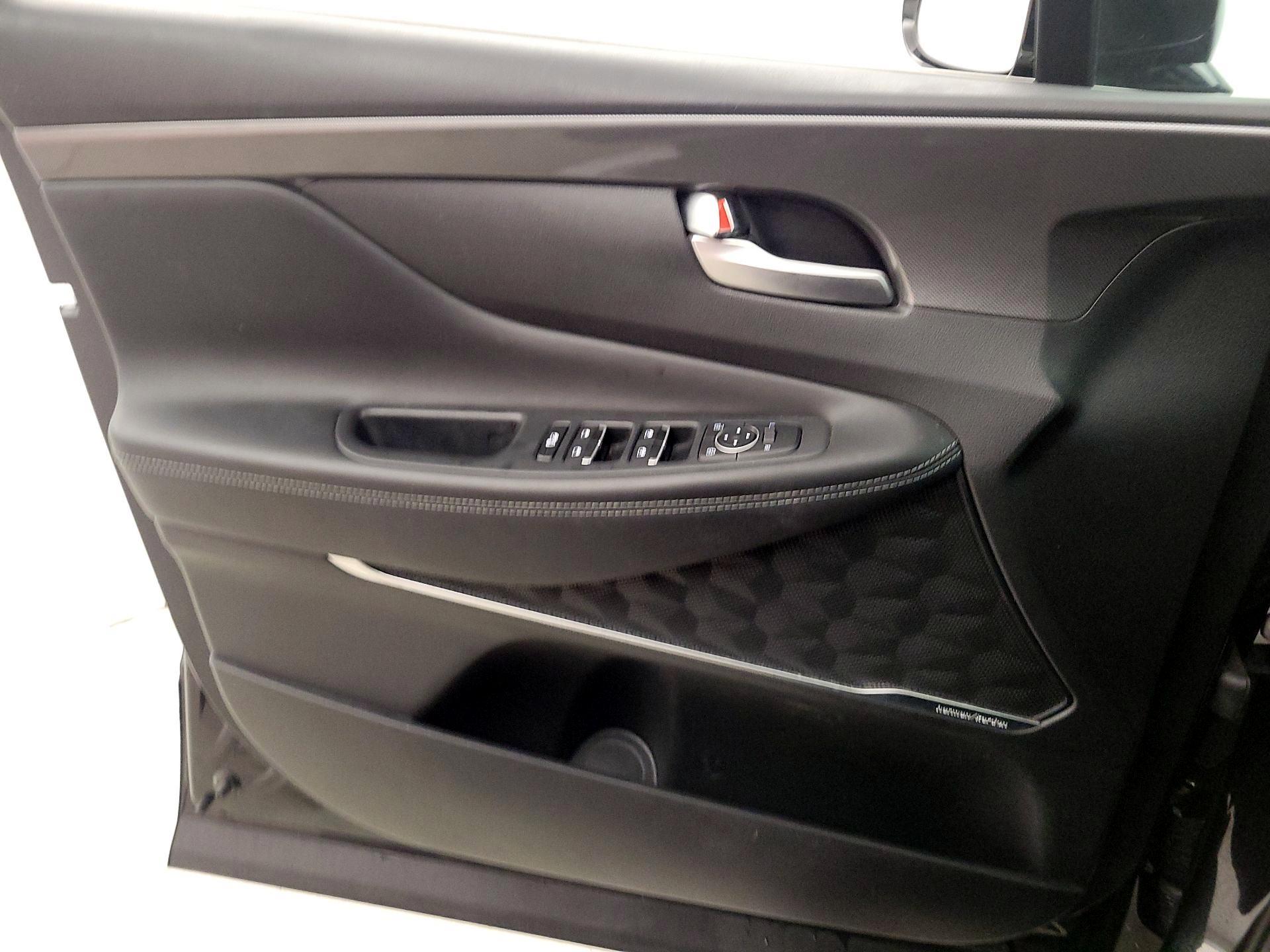 Thumbnail: 2023 Hyundai Santa Fe - 12