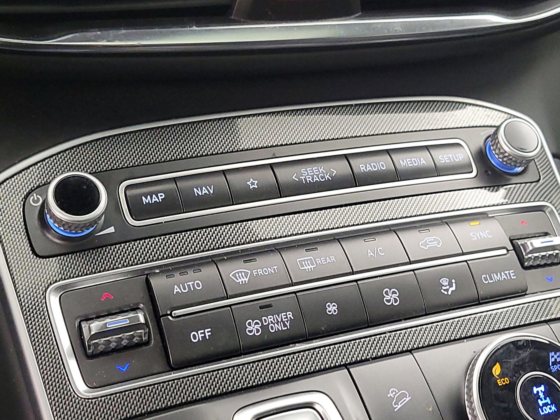 Thumbnail: 2023 Hyundai Santa Fe - 16