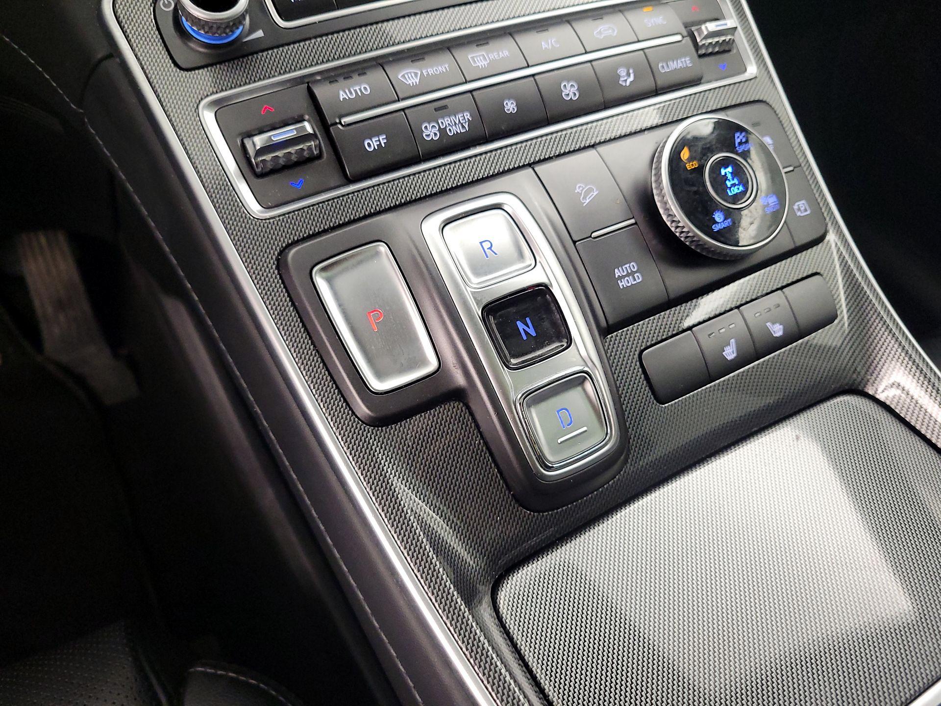 Thumbnail: 2023 Hyundai Santa Fe - 17