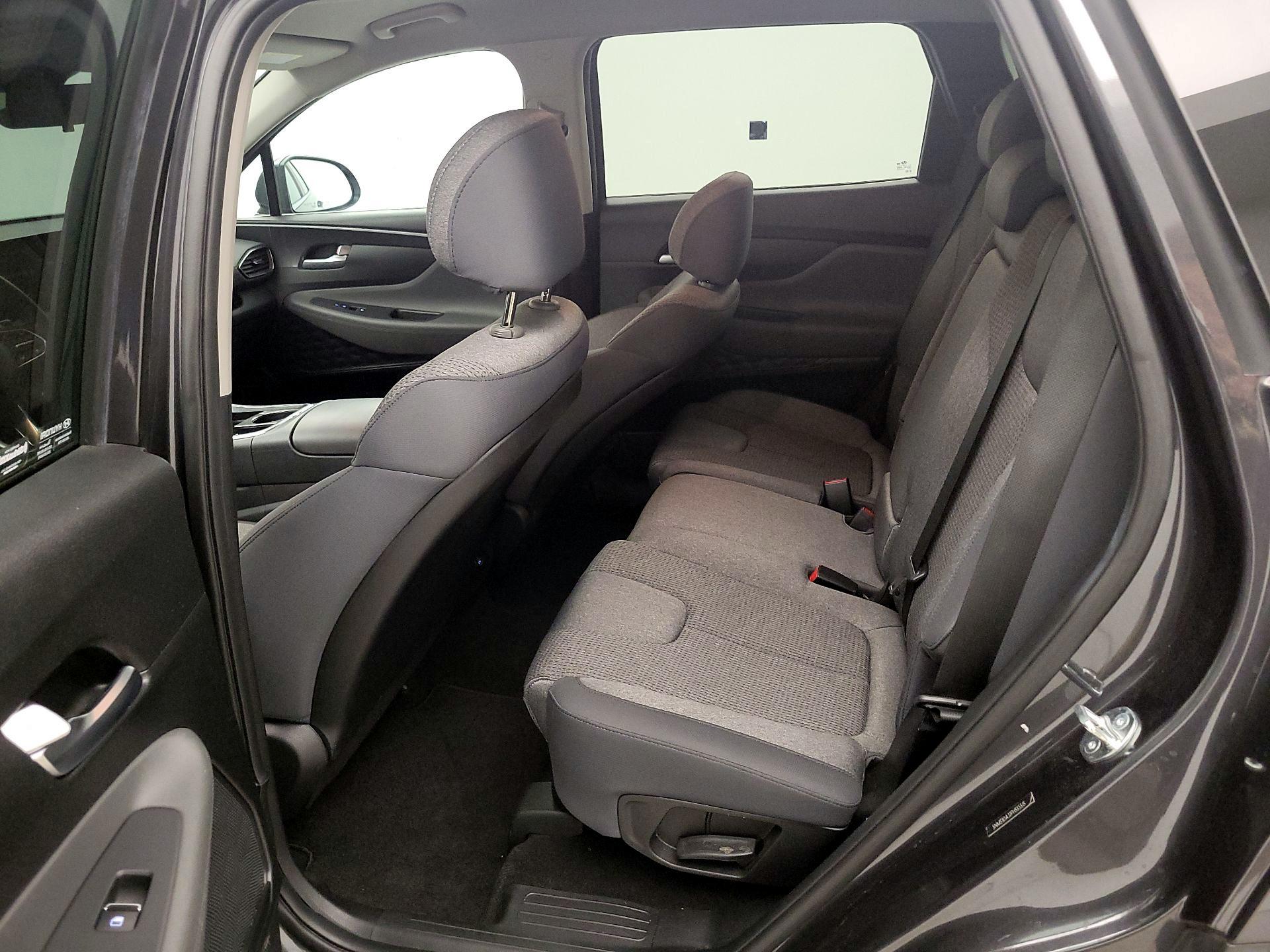 Thumbnail: 2023 Hyundai Santa Fe - 19