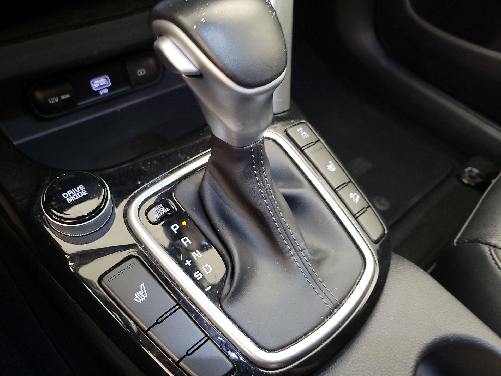 Thumbnail: 2023 Kia Seltos - 17