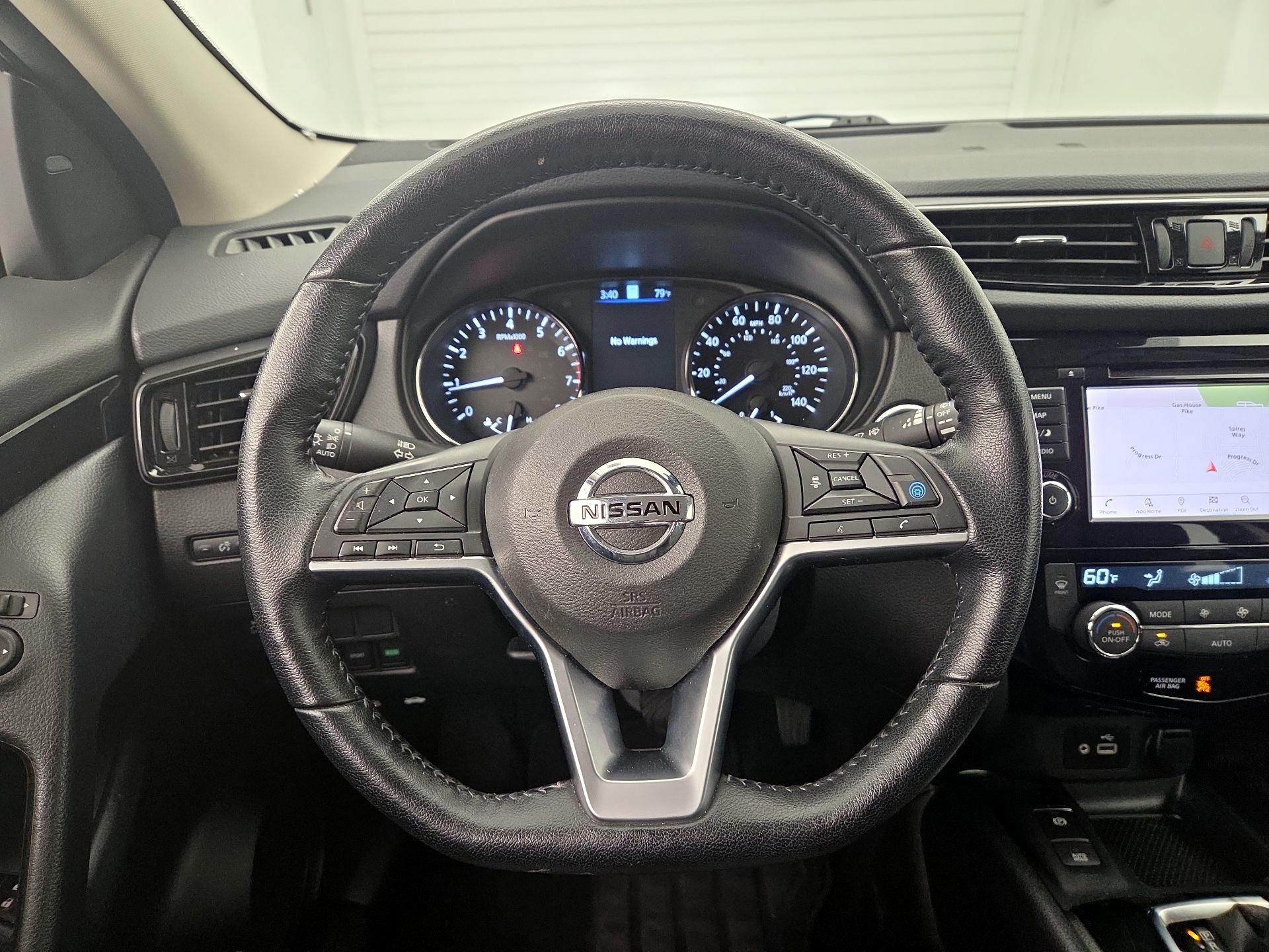 Thumbnail: 2022 Nissan Rogue Sport - 10