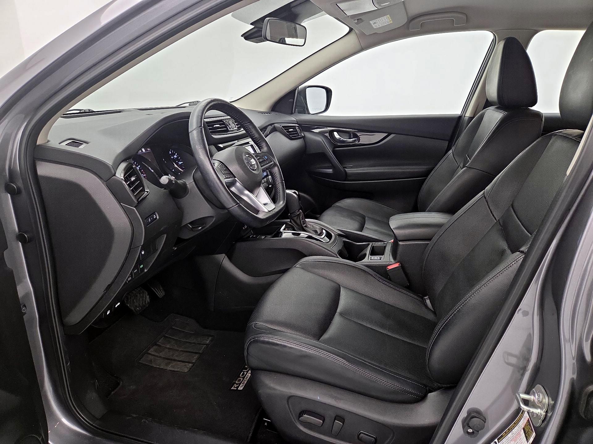 Thumbnail: 2022 Nissan Rogue Sport - 11