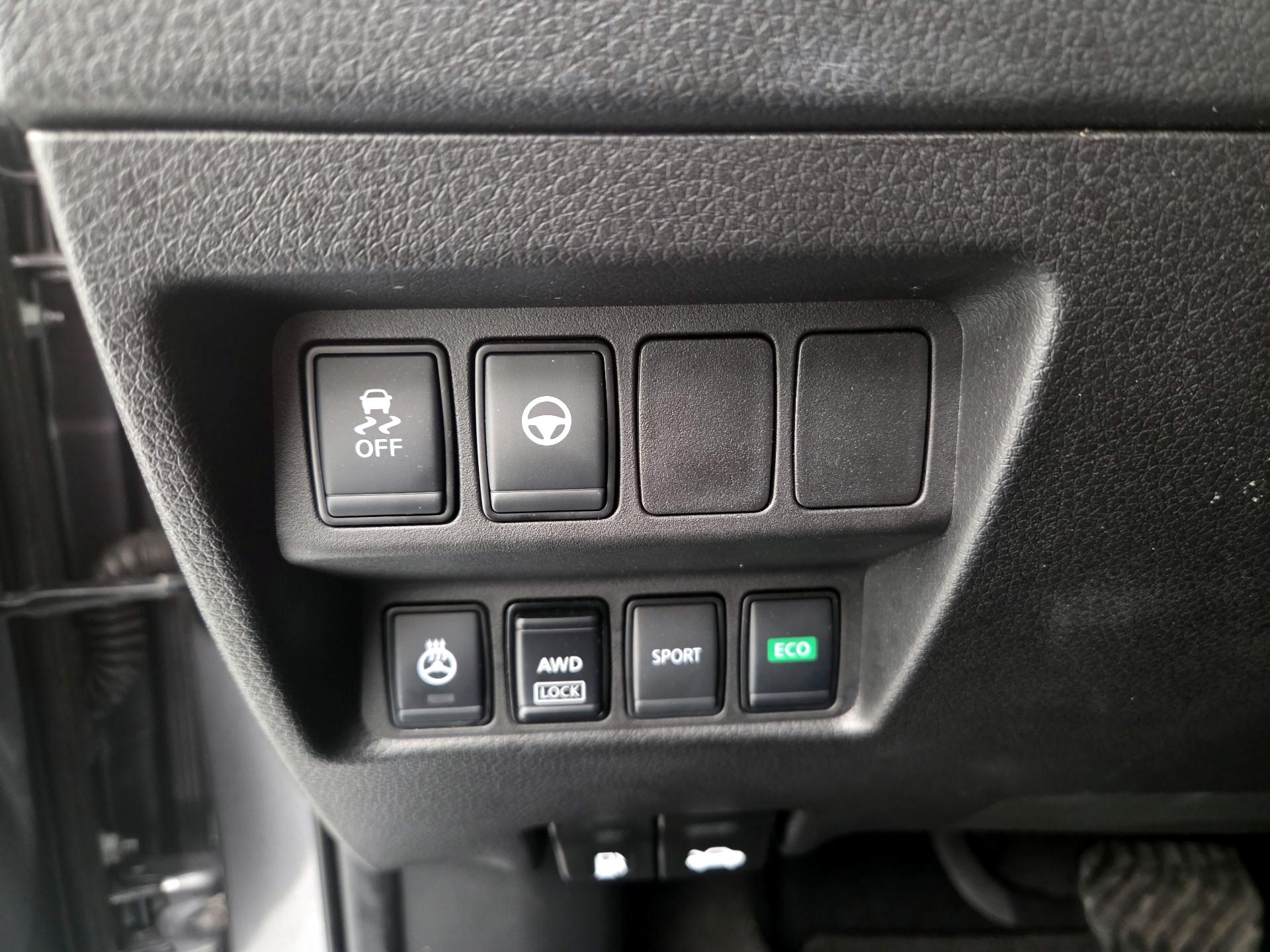 Thumbnail: 2022 Nissan Rogue Sport - 13