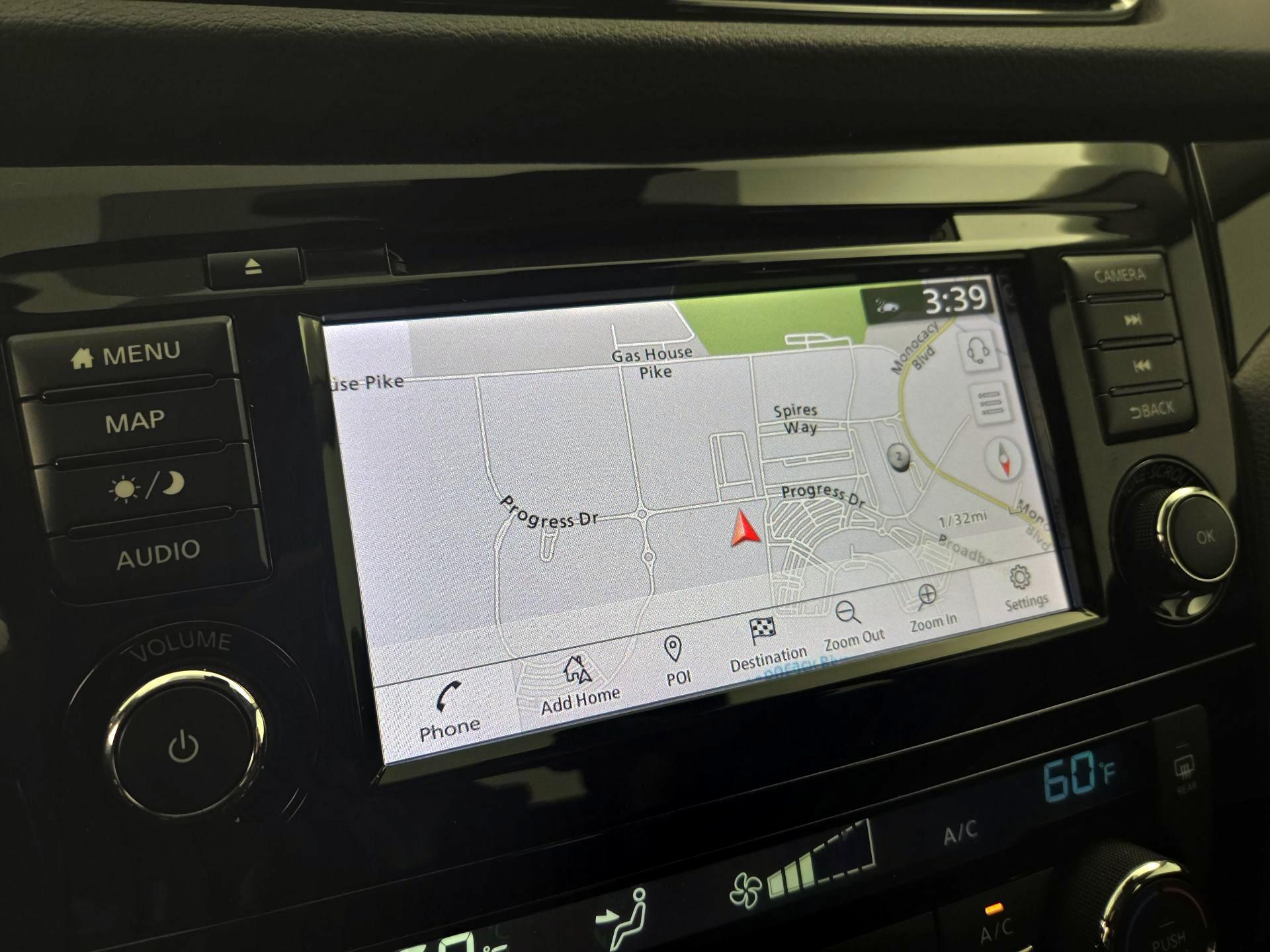 Thumbnail: 2022 Nissan Rogue Sport - 14