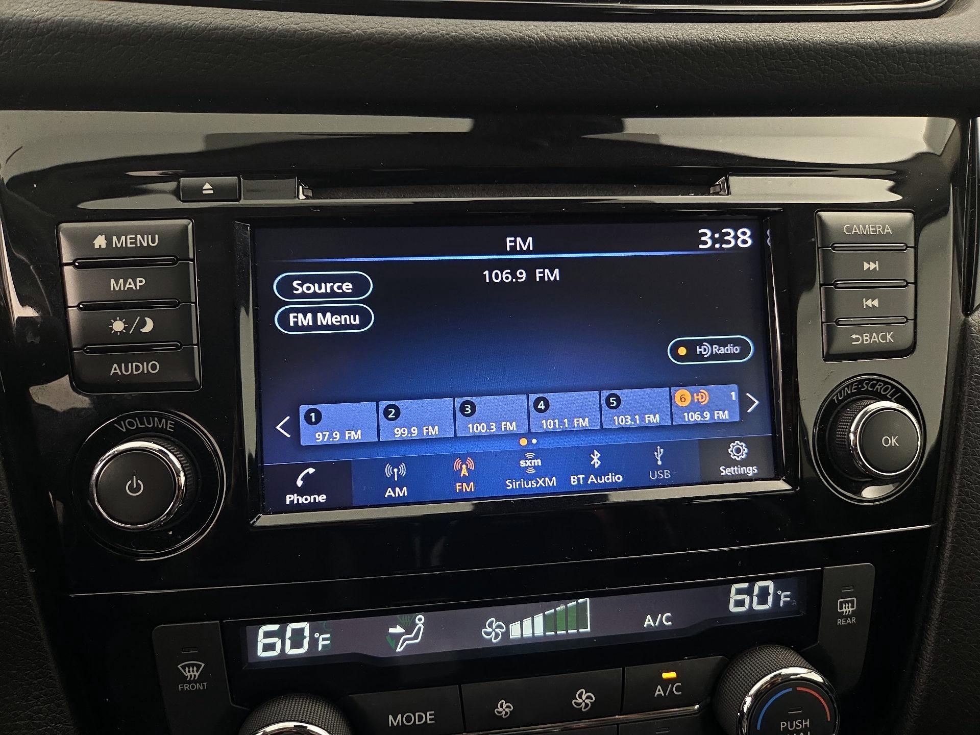 Thumbnail: 2022 Nissan Rogue Sport - 16