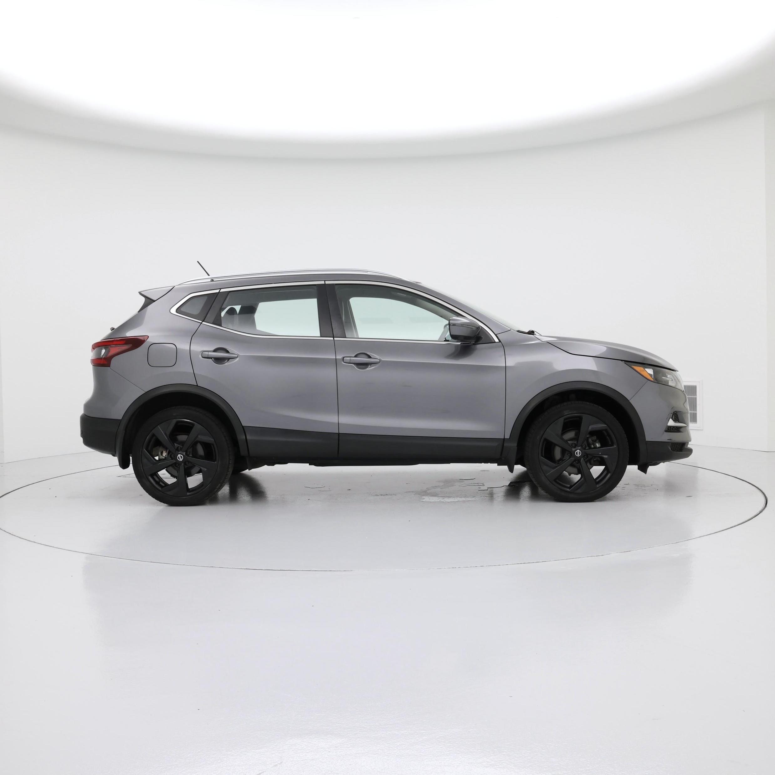 Thumbnail: 2022 Nissan Rogue Sport - 7