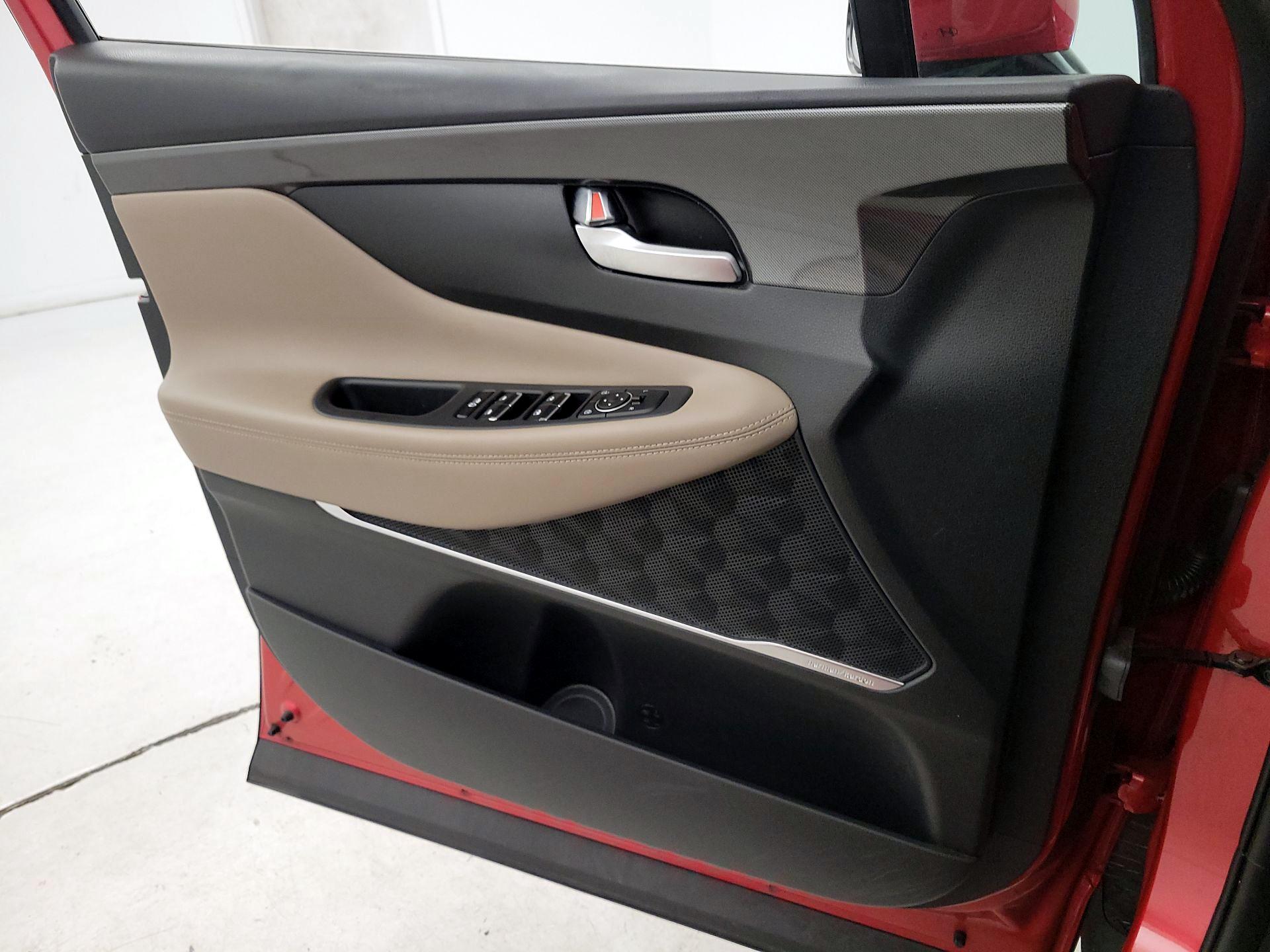 Thumbnail: 2023 Hyundai Santa Fe - 12