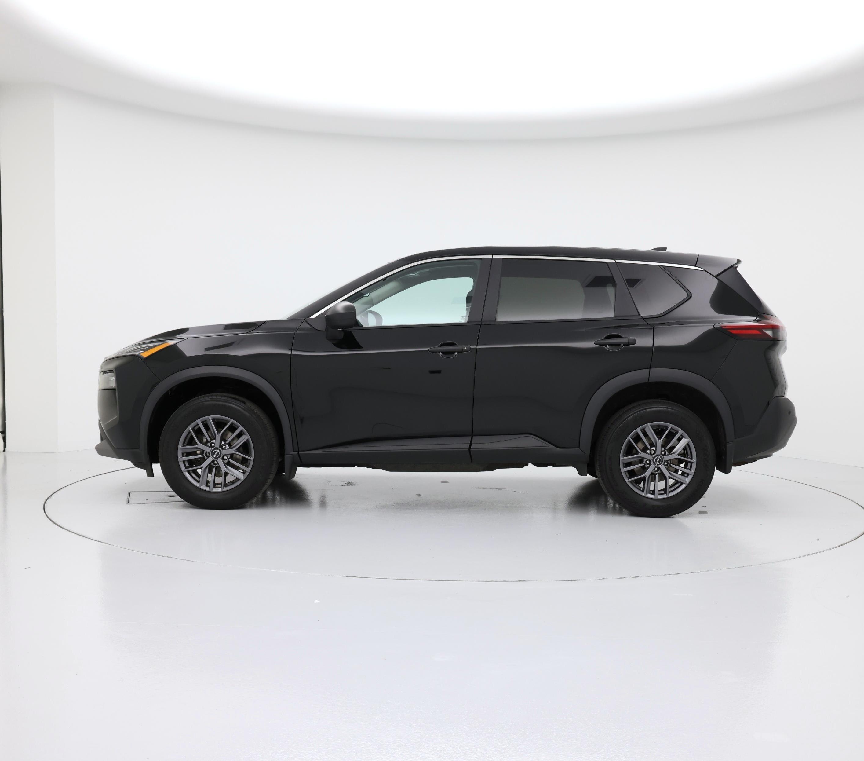 Thumbnail: 2023 Nissan Rogue - 3
