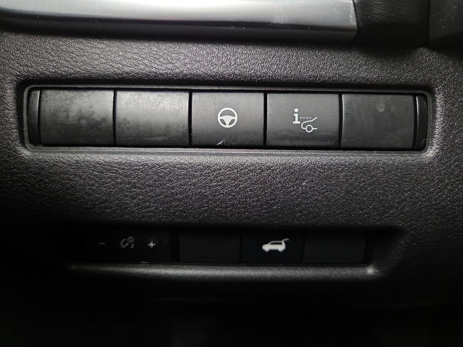 2023 Nissan Rogue Platinum - Photo 14