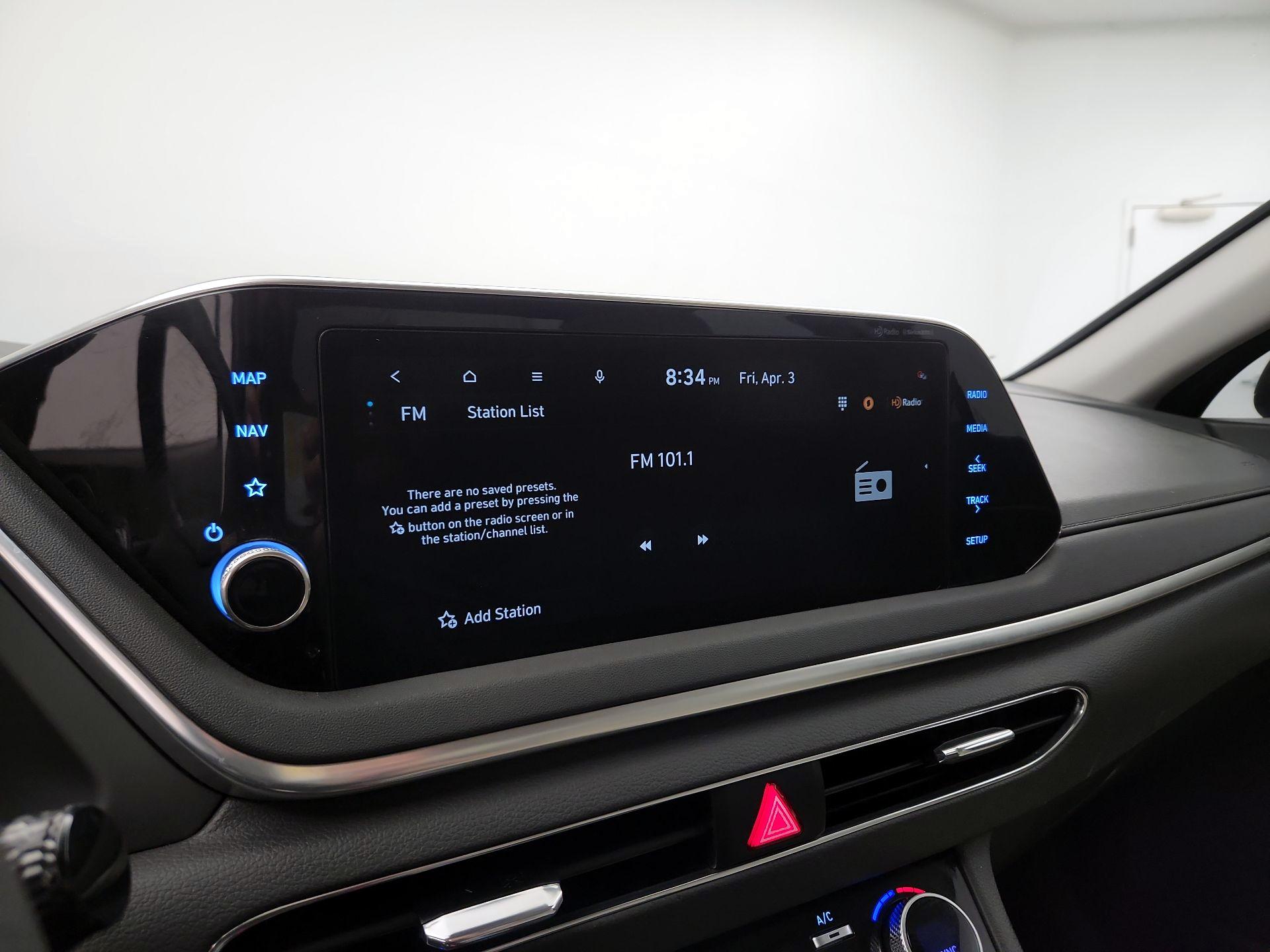 Thumbnail: 2023 Hyundai Sonata - 16