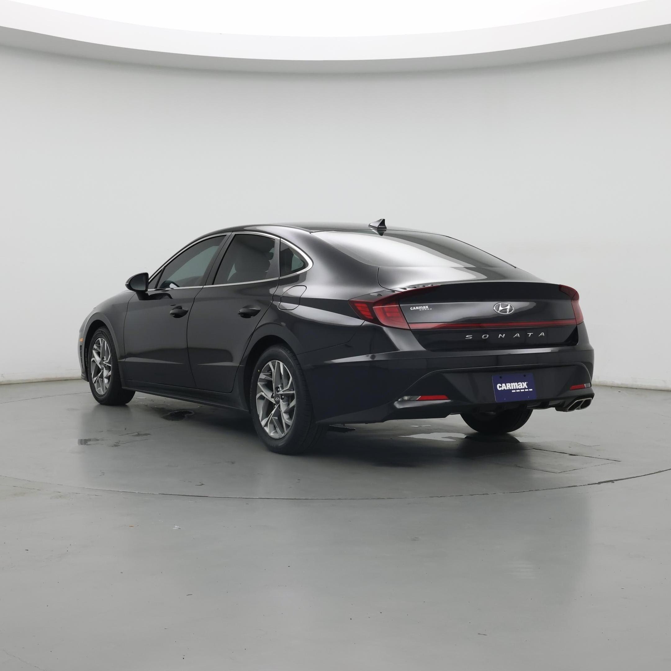 Thumbnail: 2023 Hyundai Sonata - 2