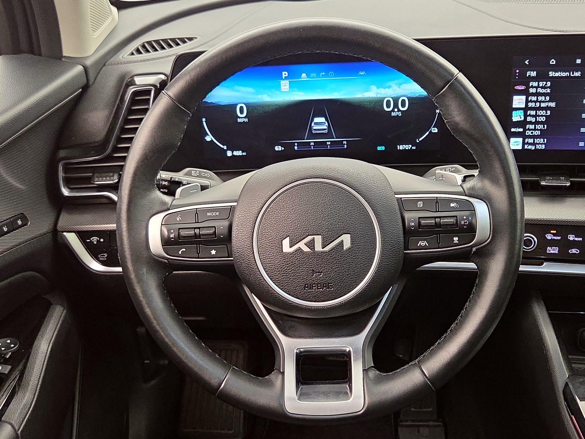 Thumbnail: 2023 Kia Sportage - 10