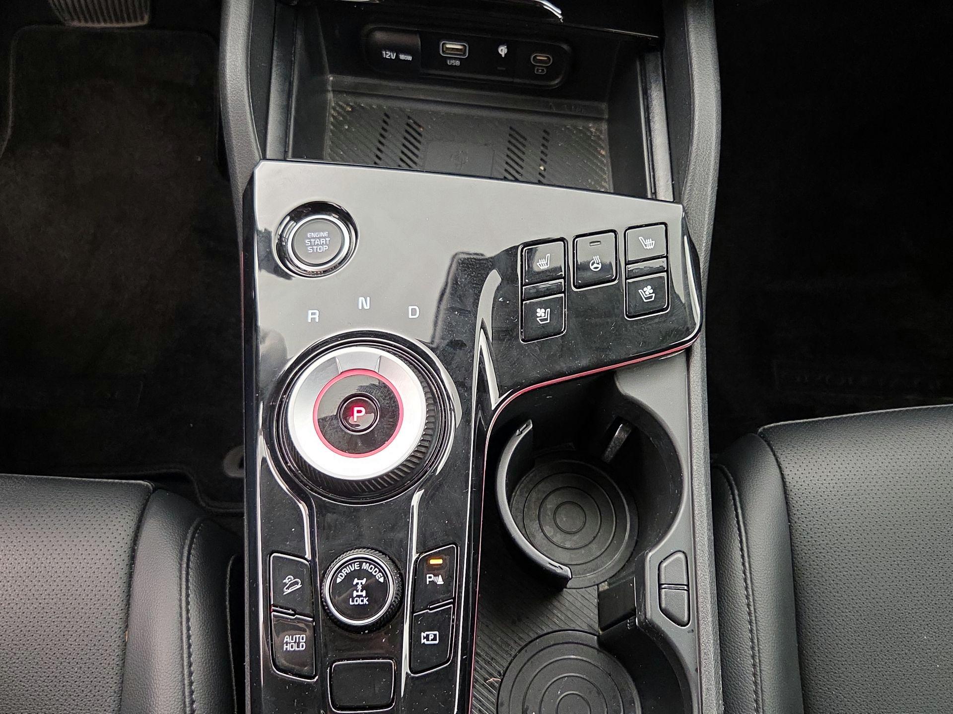 Thumbnail: 2023 Kia Sportage - 18