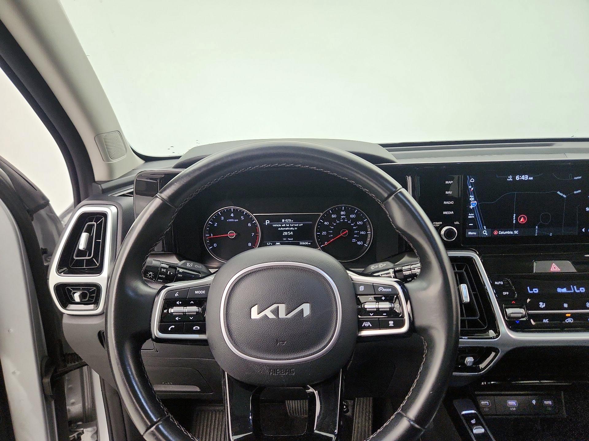 Thumbnail: 2022 Kia Sorento - 10