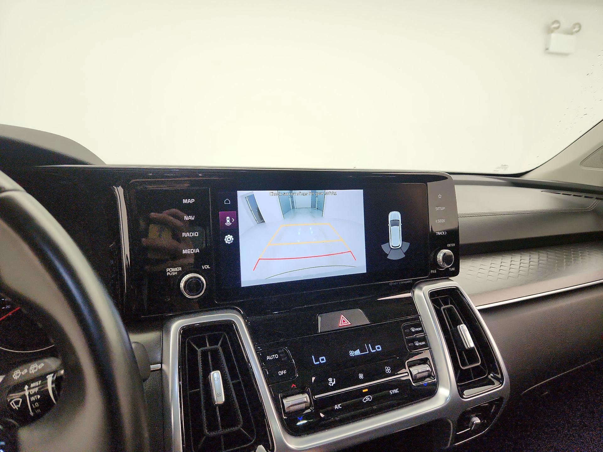 Thumbnail: 2022 Kia Sorento - 15