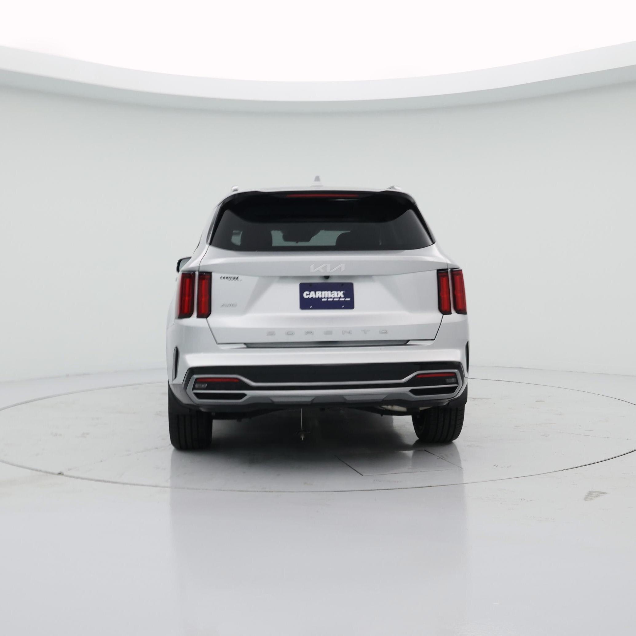 Thumbnail: 2022 Kia Sorento - 6