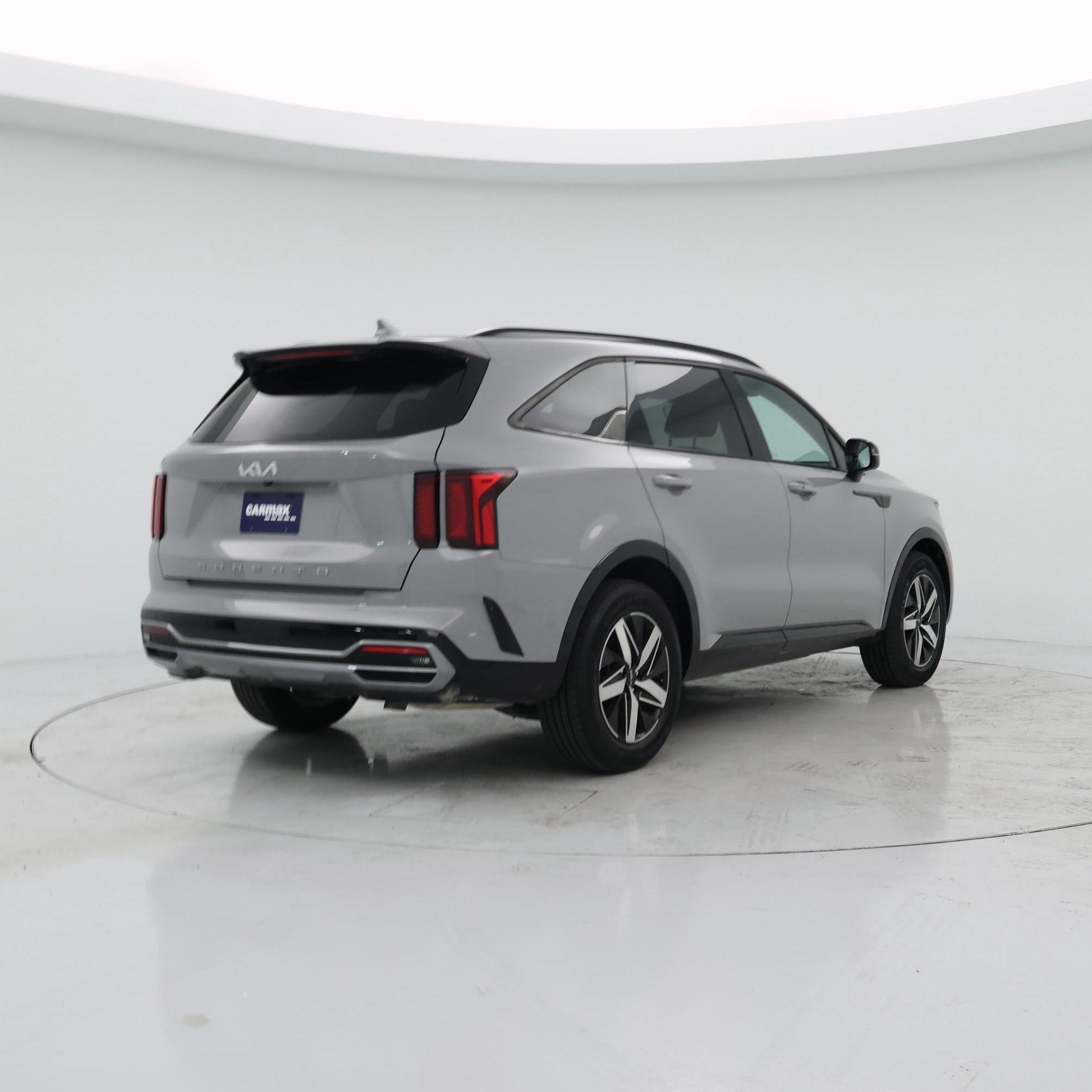 Thumbnail: 2022 Kia Sorento - 8