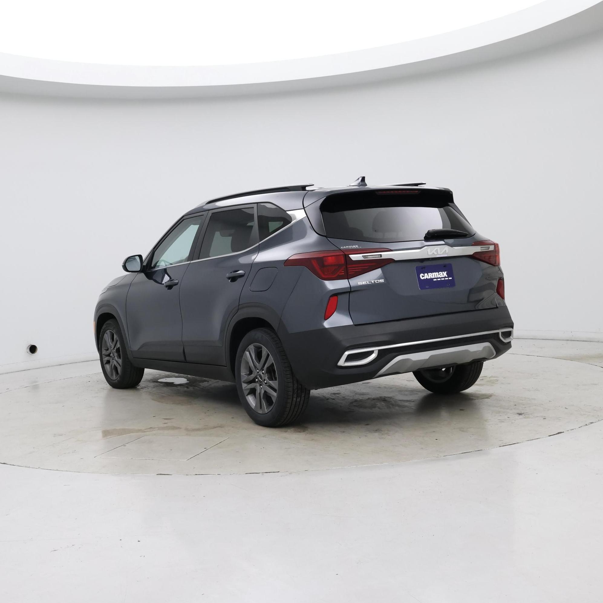 Thumbnail: 2023 Kia Seltos - 2