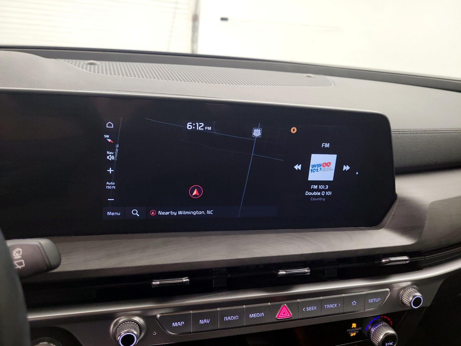 Thumbnail: 2023 Kia Telluride - 14