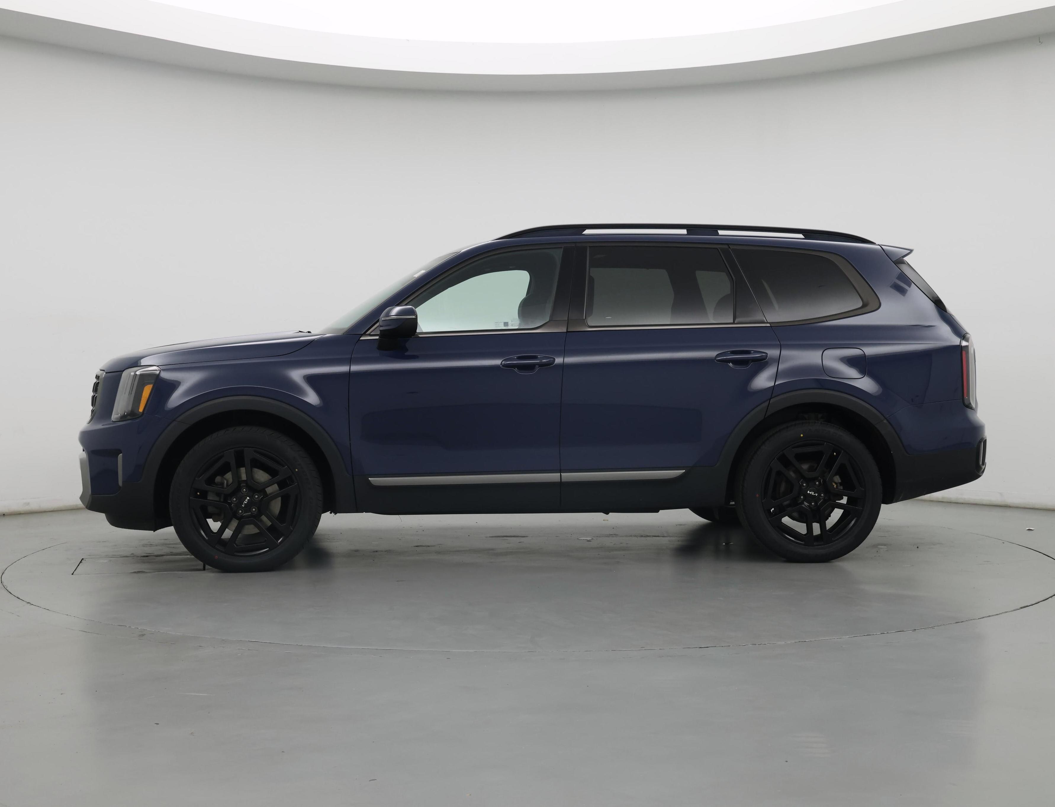 Thumbnail: 2023 Kia Telluride - 3