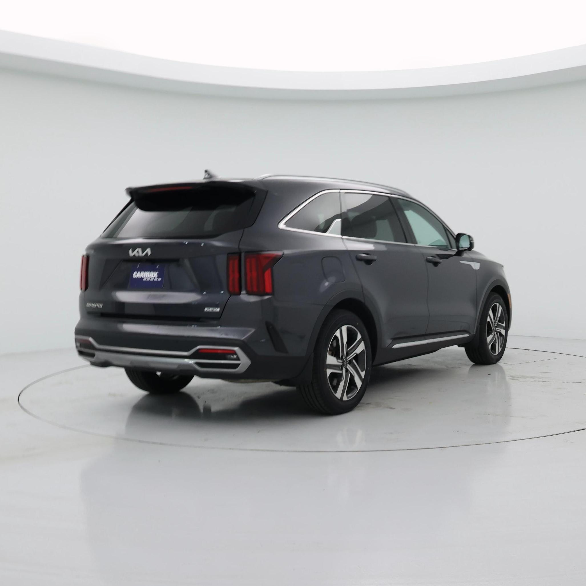 Thumbnail: 2023 Kia Sorento - 8