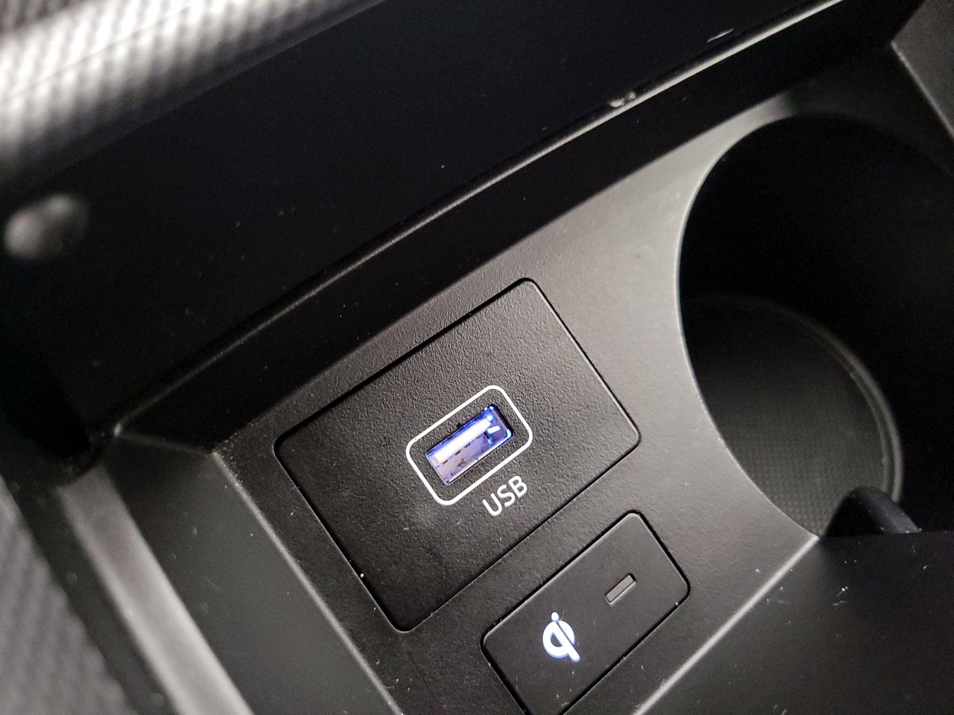 Thumbnail: 2023 Hyundai Santa Fe - 19