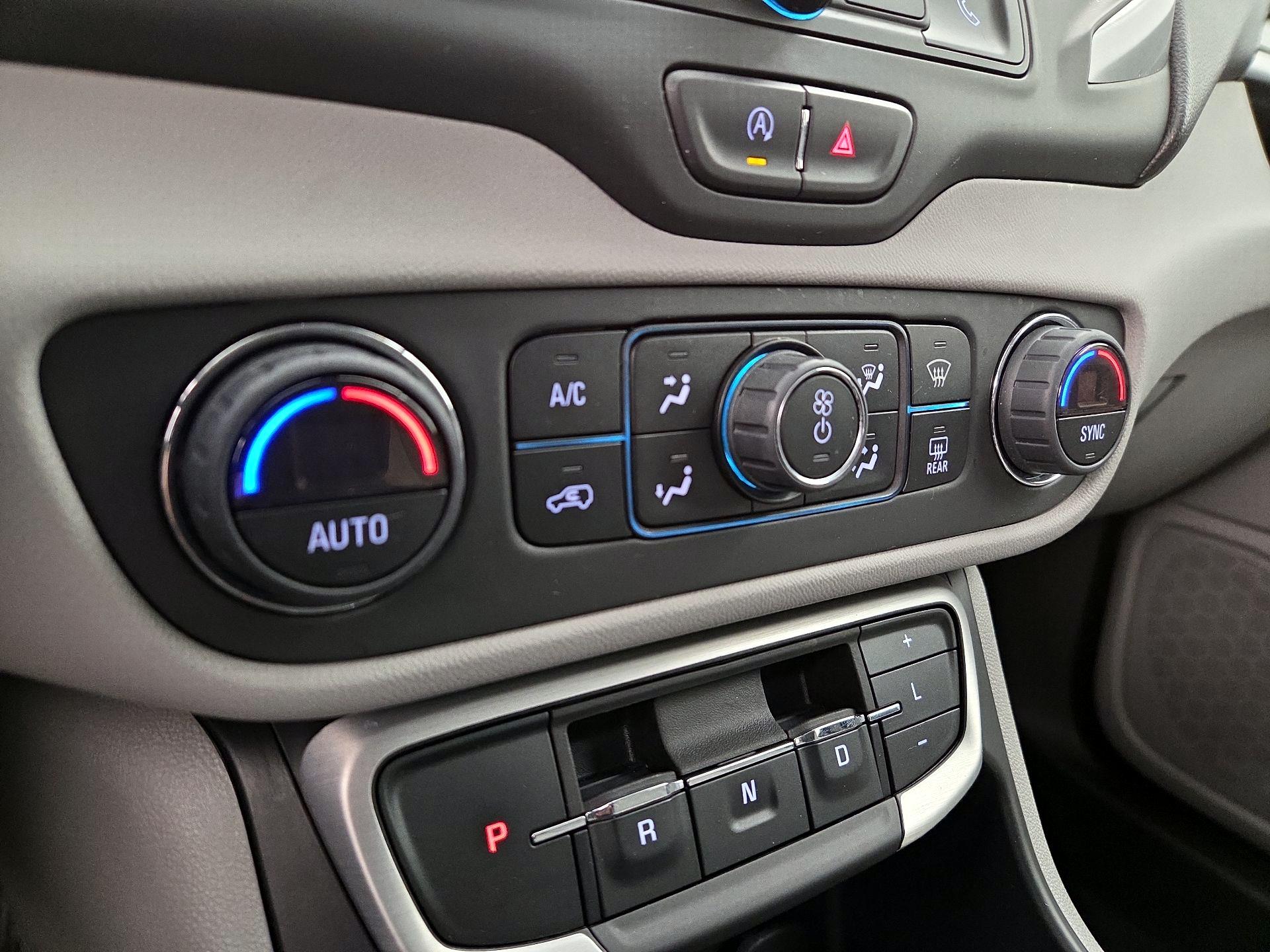 Thumbnail: 2022 GMC Terrain - 16