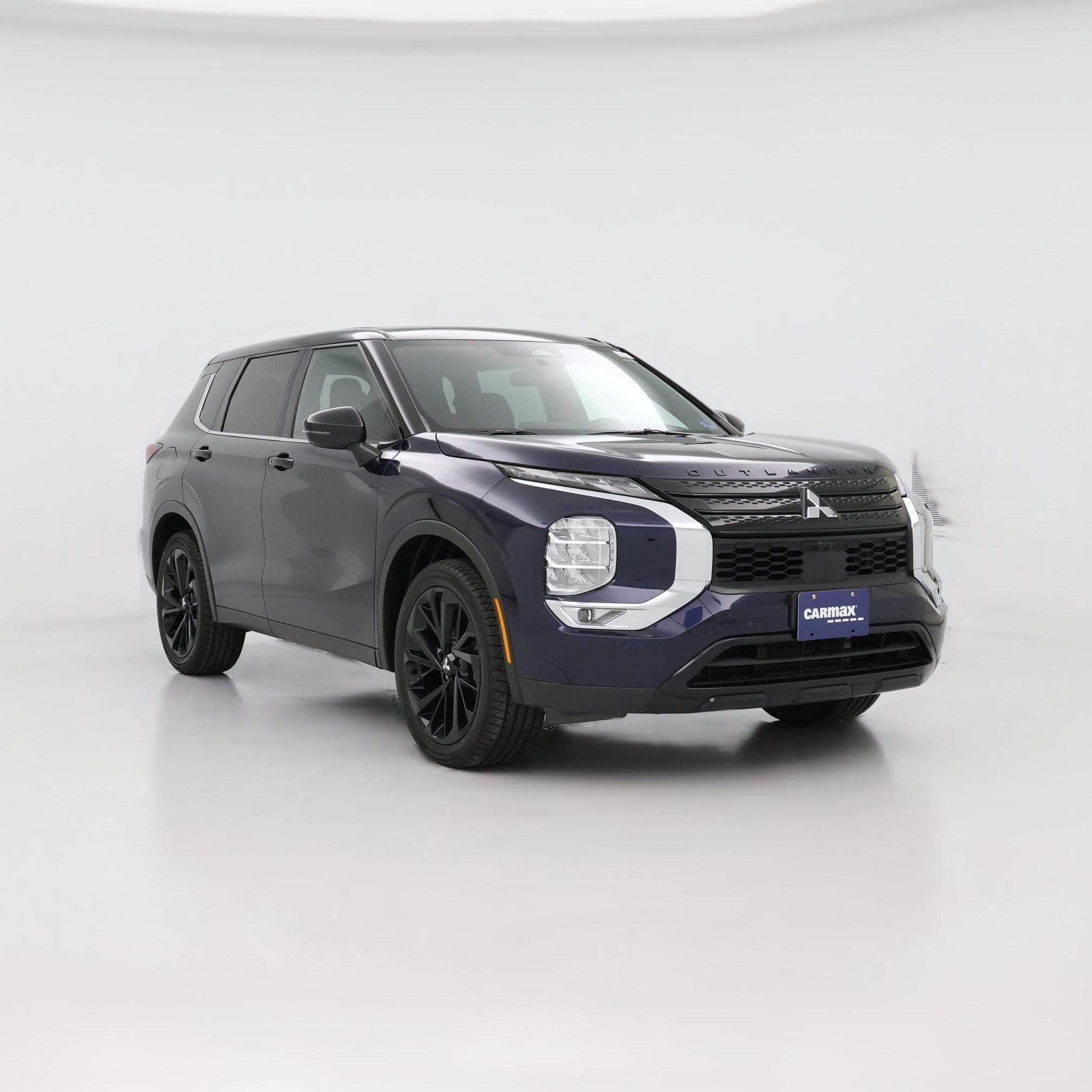 Thumbnail: 2022 Mitsubishi Outlander - 1