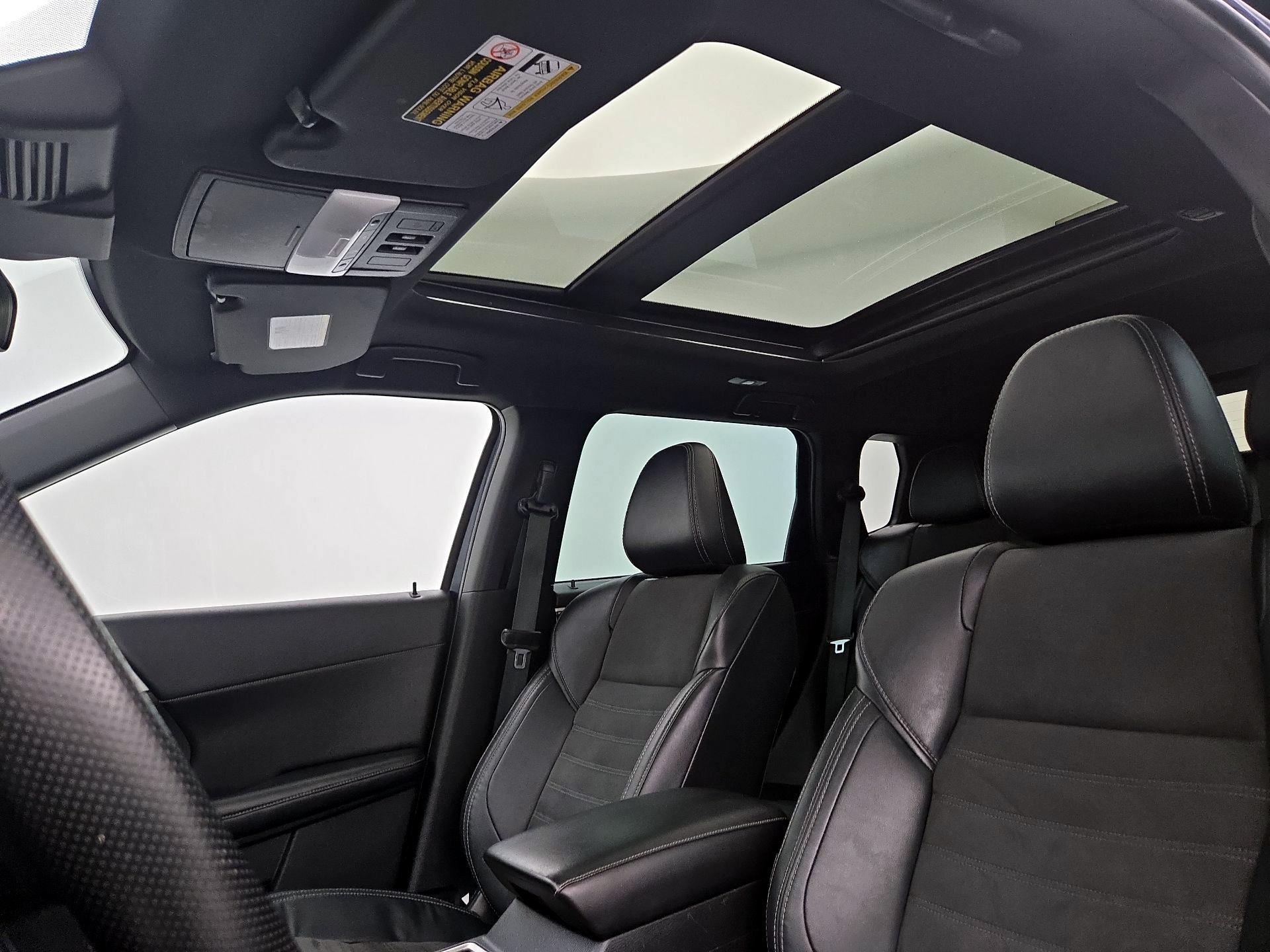Thumbnail: 2022 Mitsubishi Outlander - 19