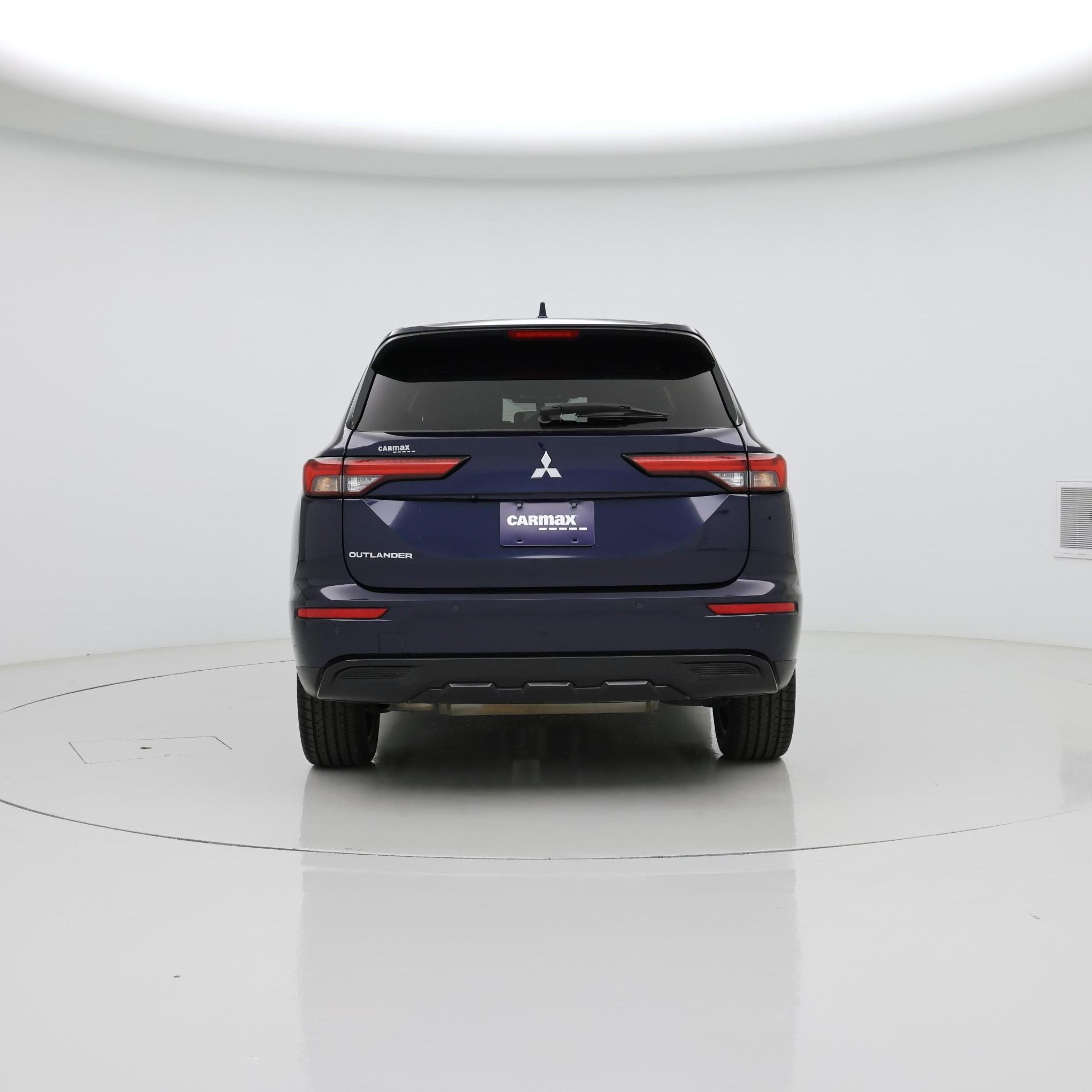 Thumbnail: 2022 Mitsubishi Outlander - 6
