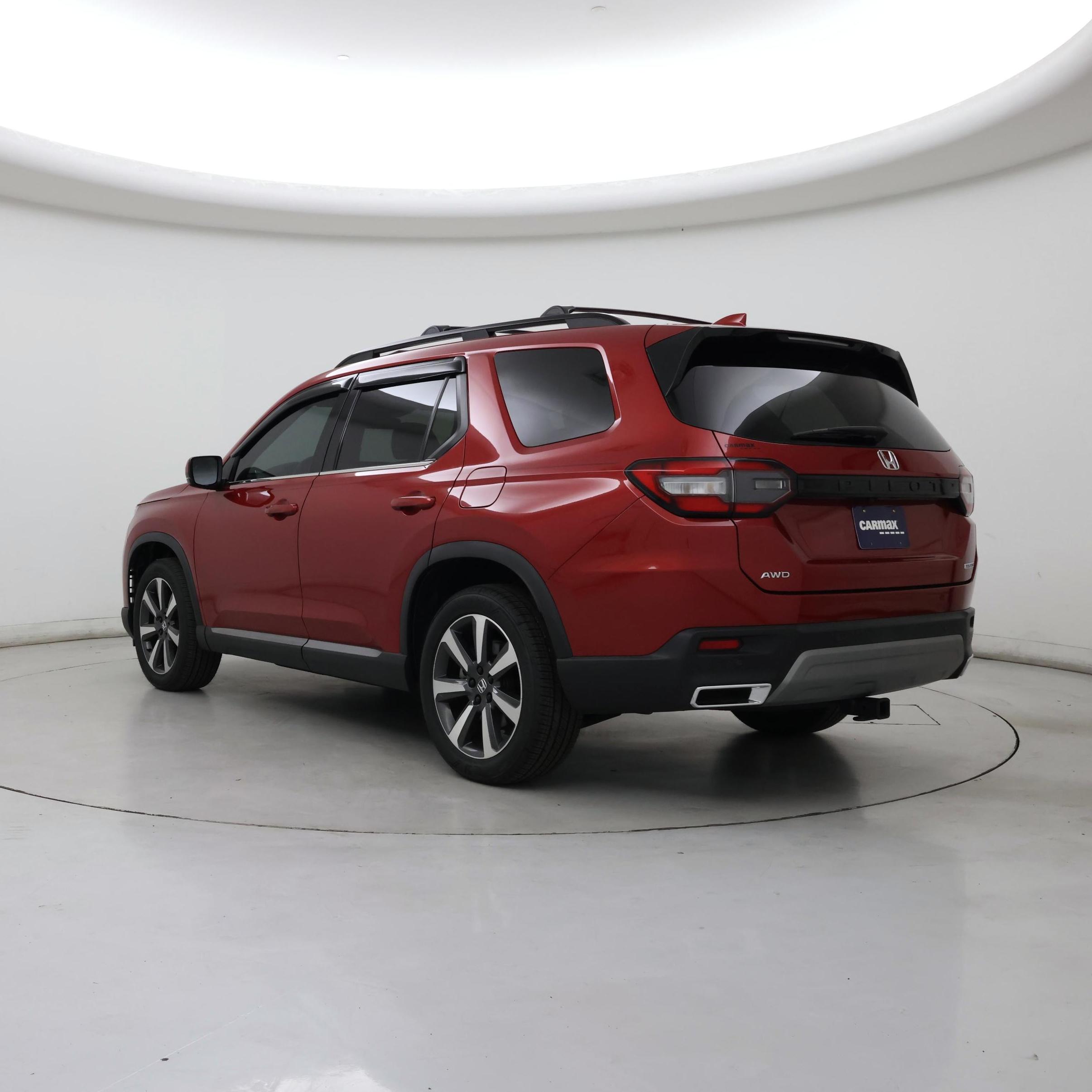 Thumbnail: 2023 Honda Pilot - 2