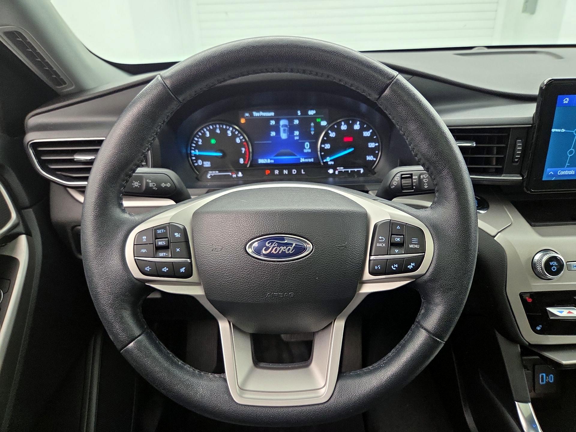 Thumbnail: 2022 Ford Explorer - 10