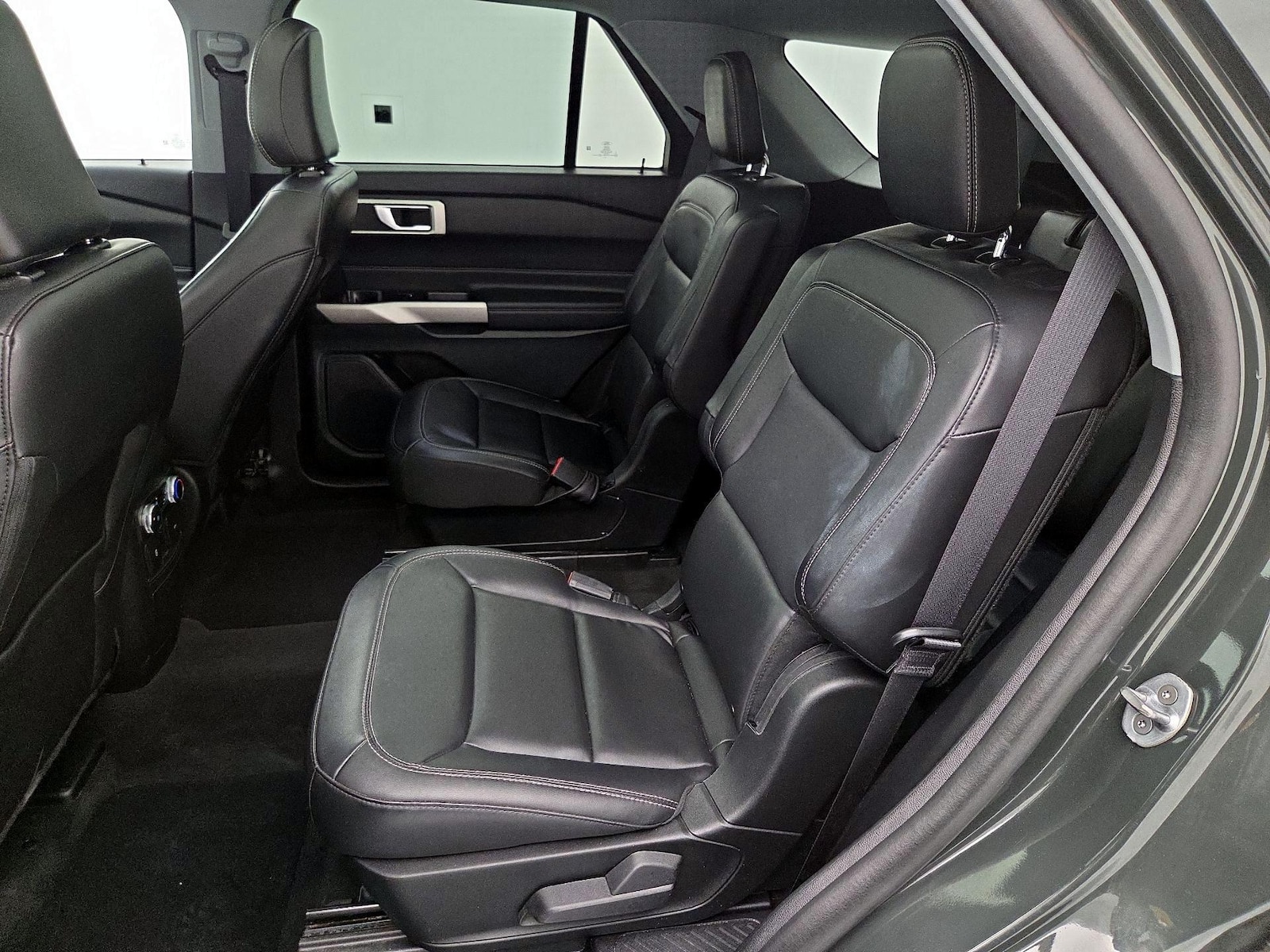 2022 Ford Explorer XLT - Photo 22
