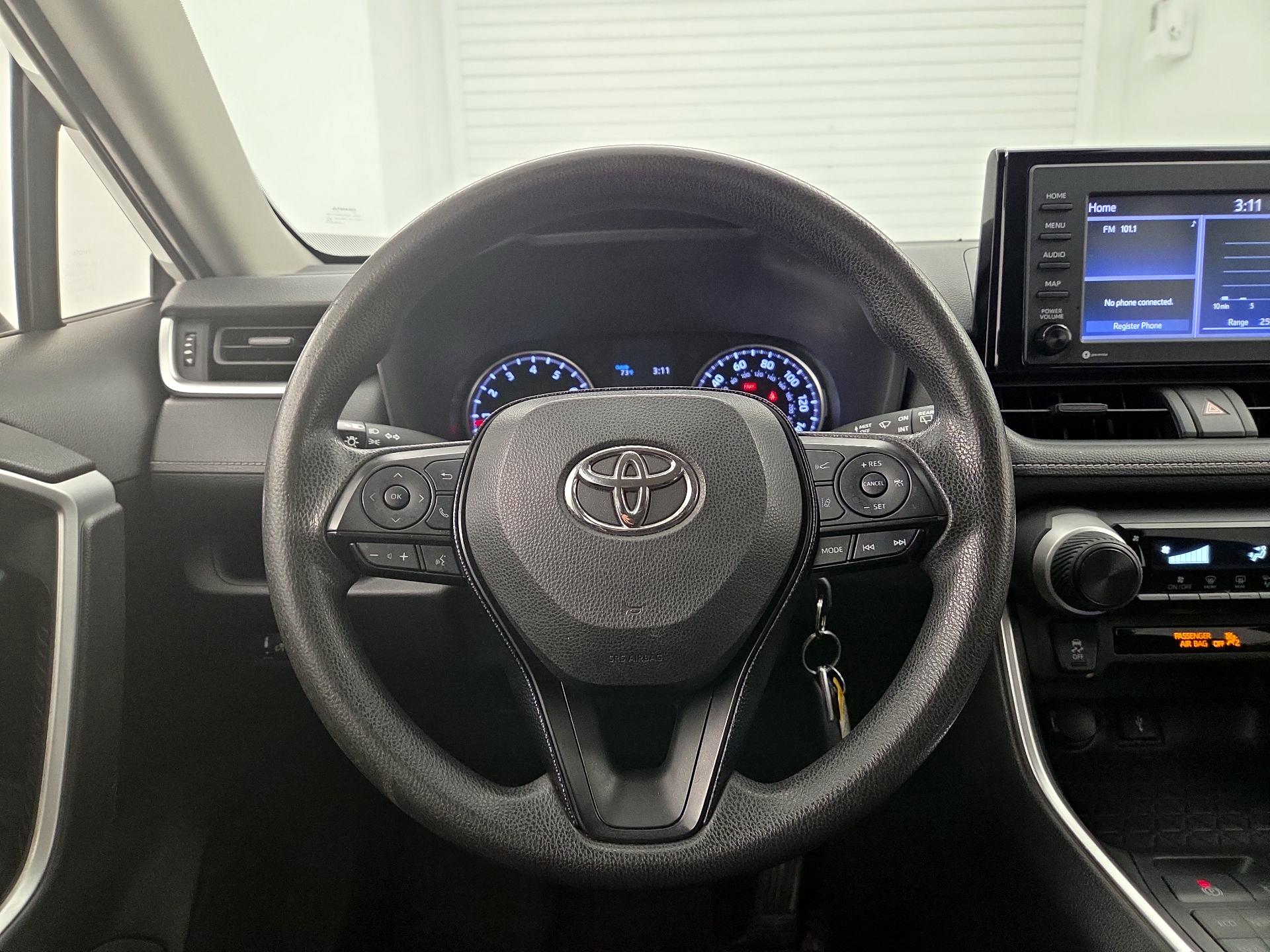 Thumbnail: 2021 Toyota RAV4 - 10