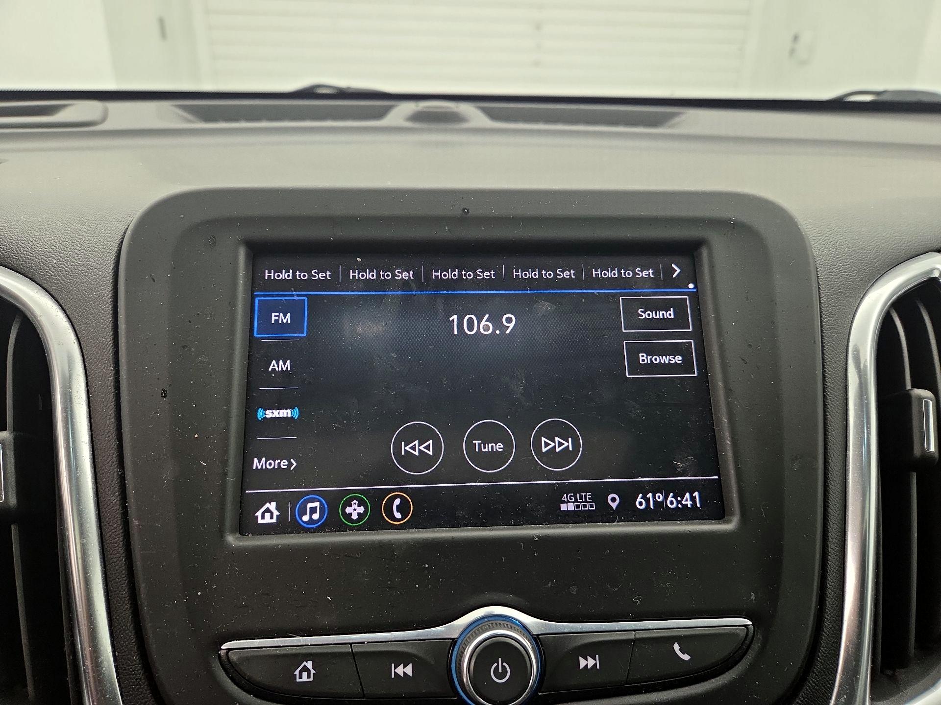 Thumbnail: 2021 Chevrolet Equinox - 15
