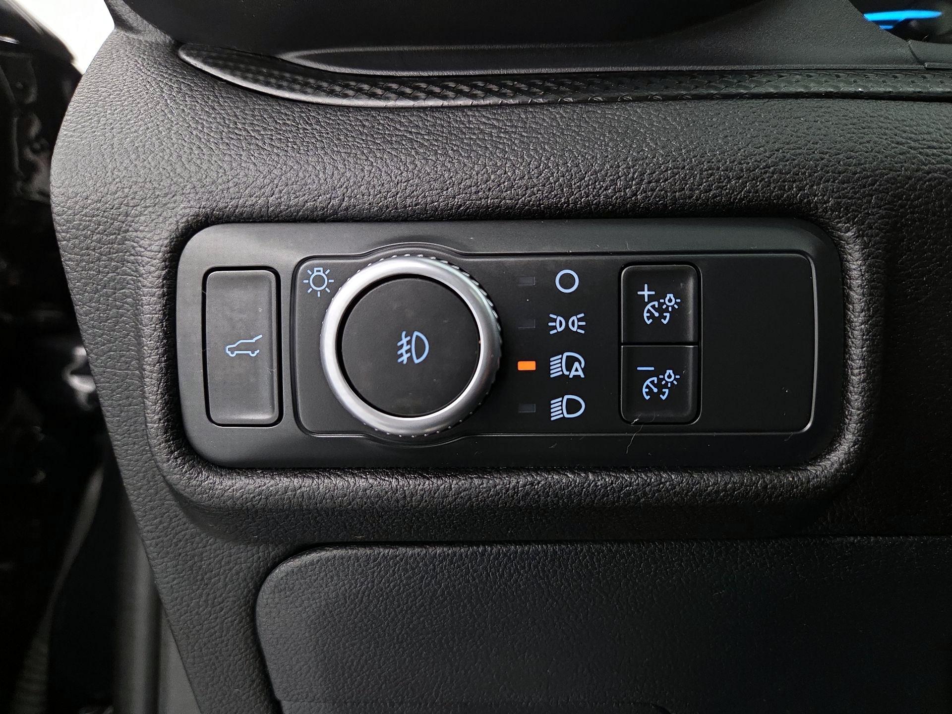 Thumbnail: 2022 Ford Explorer - 13